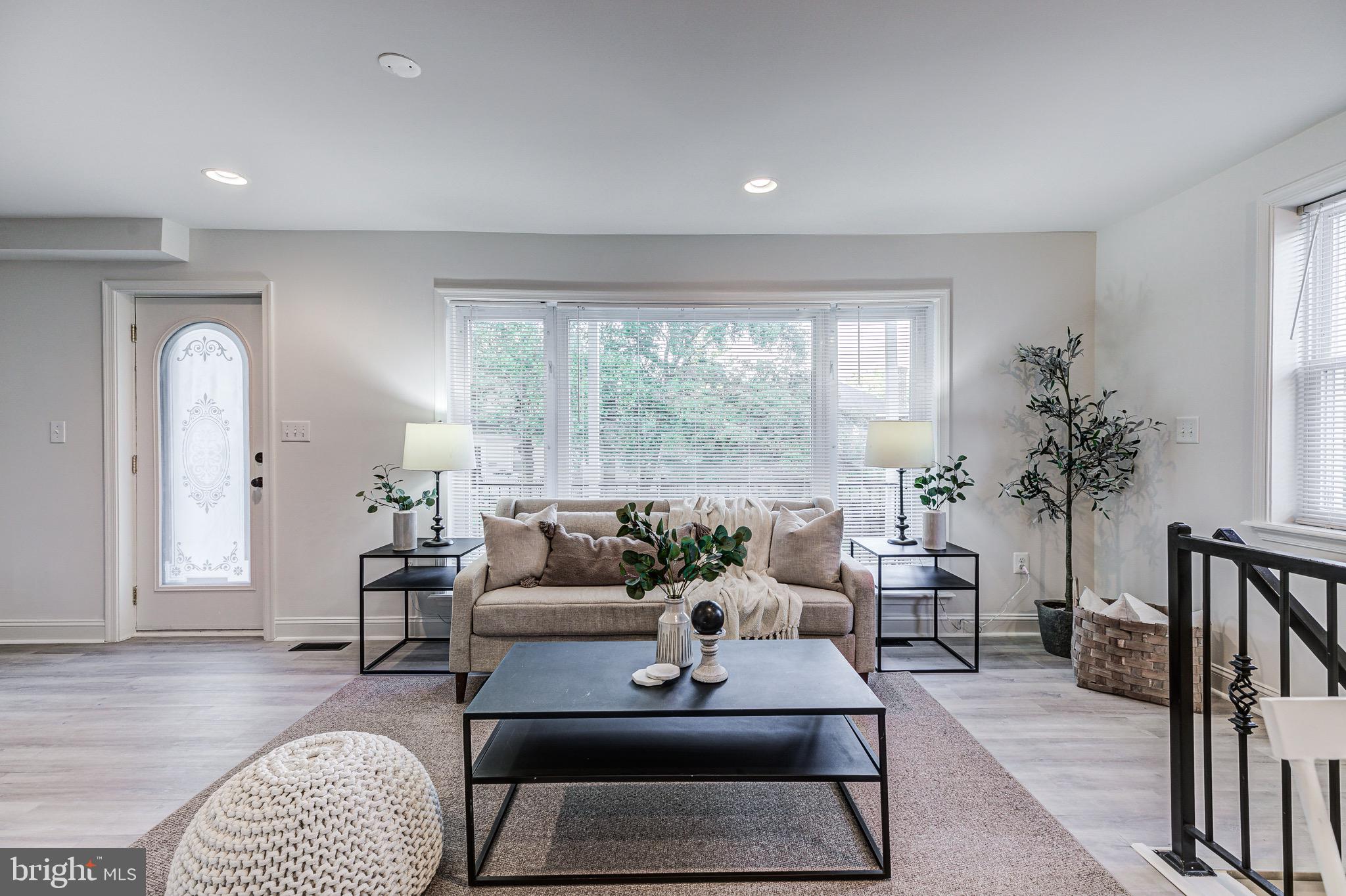 GARDENVILLE - Residential