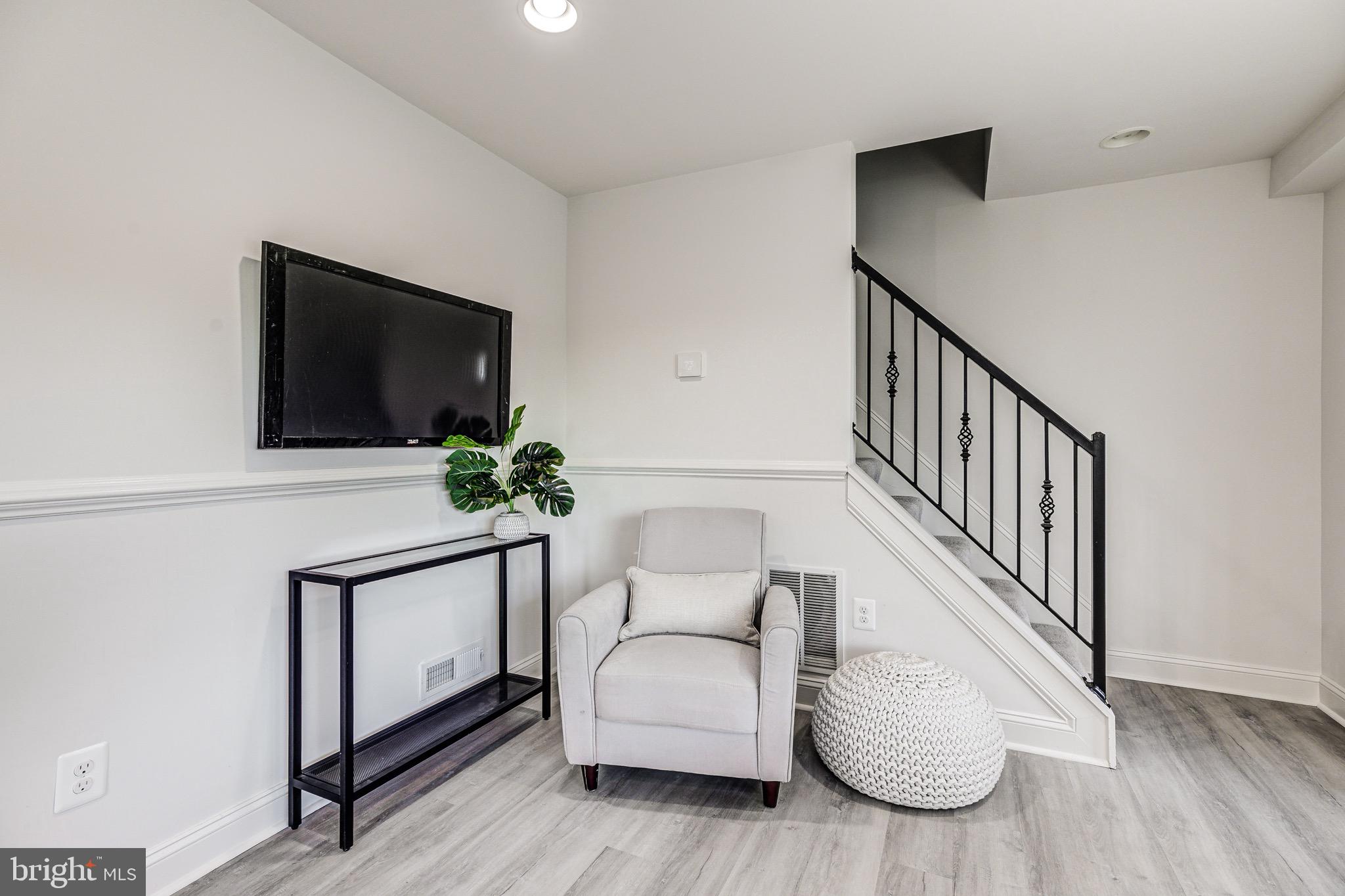 GARDENVILLE - Residential