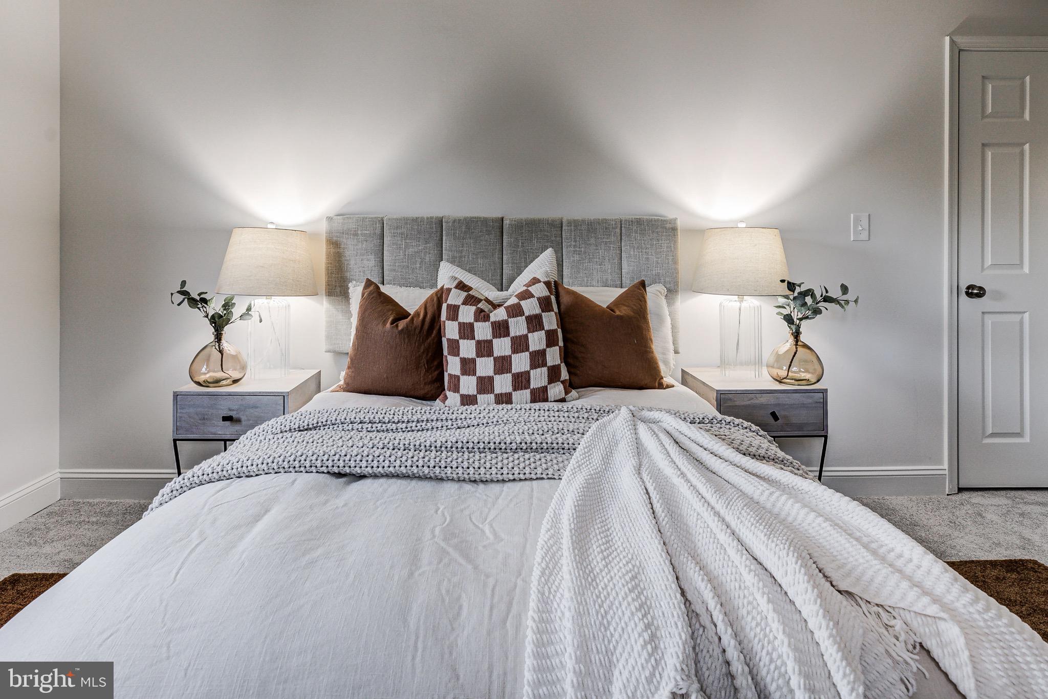 GARDENVILLE - Residential