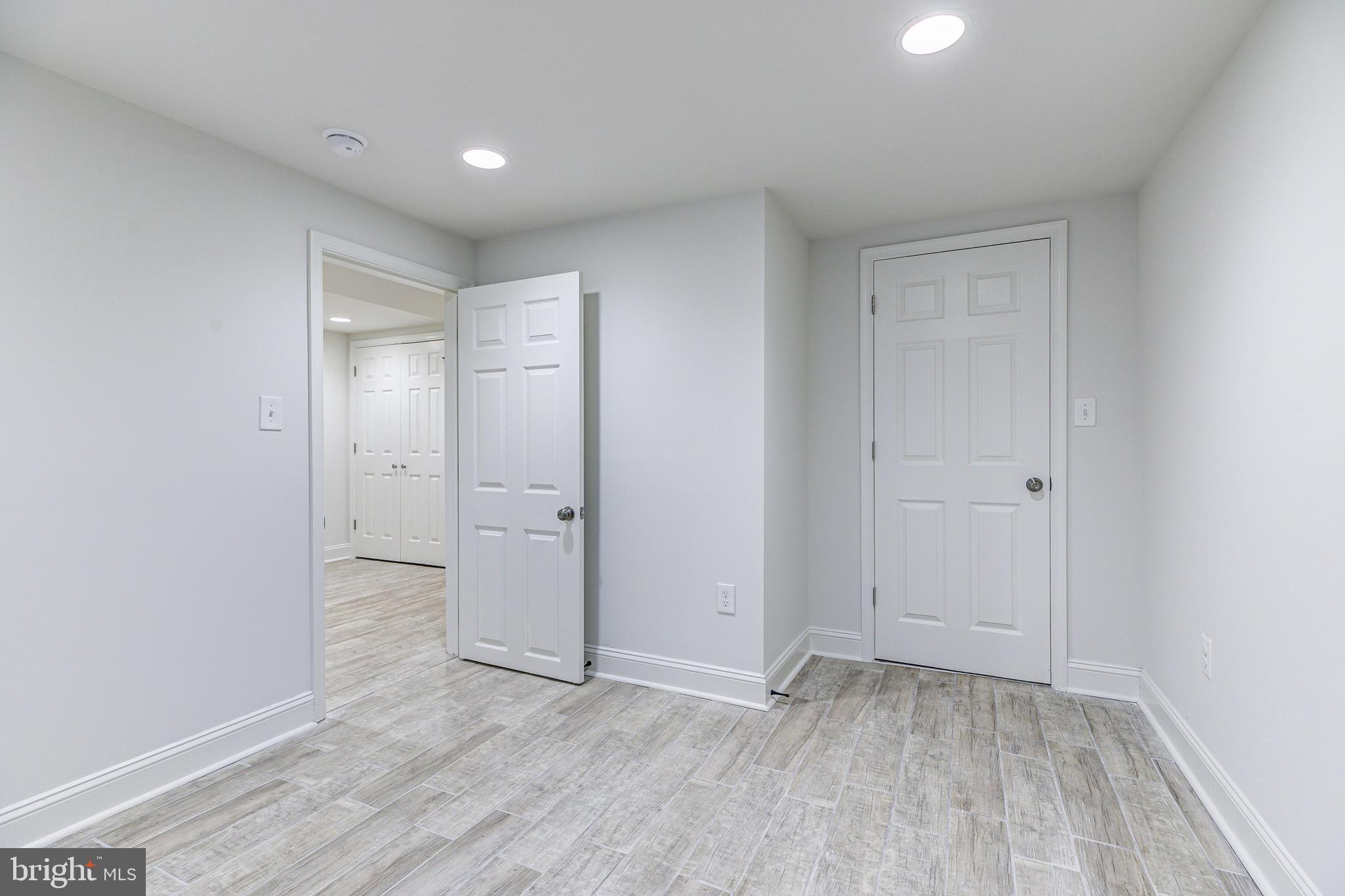 GARDENVILLE - Residential