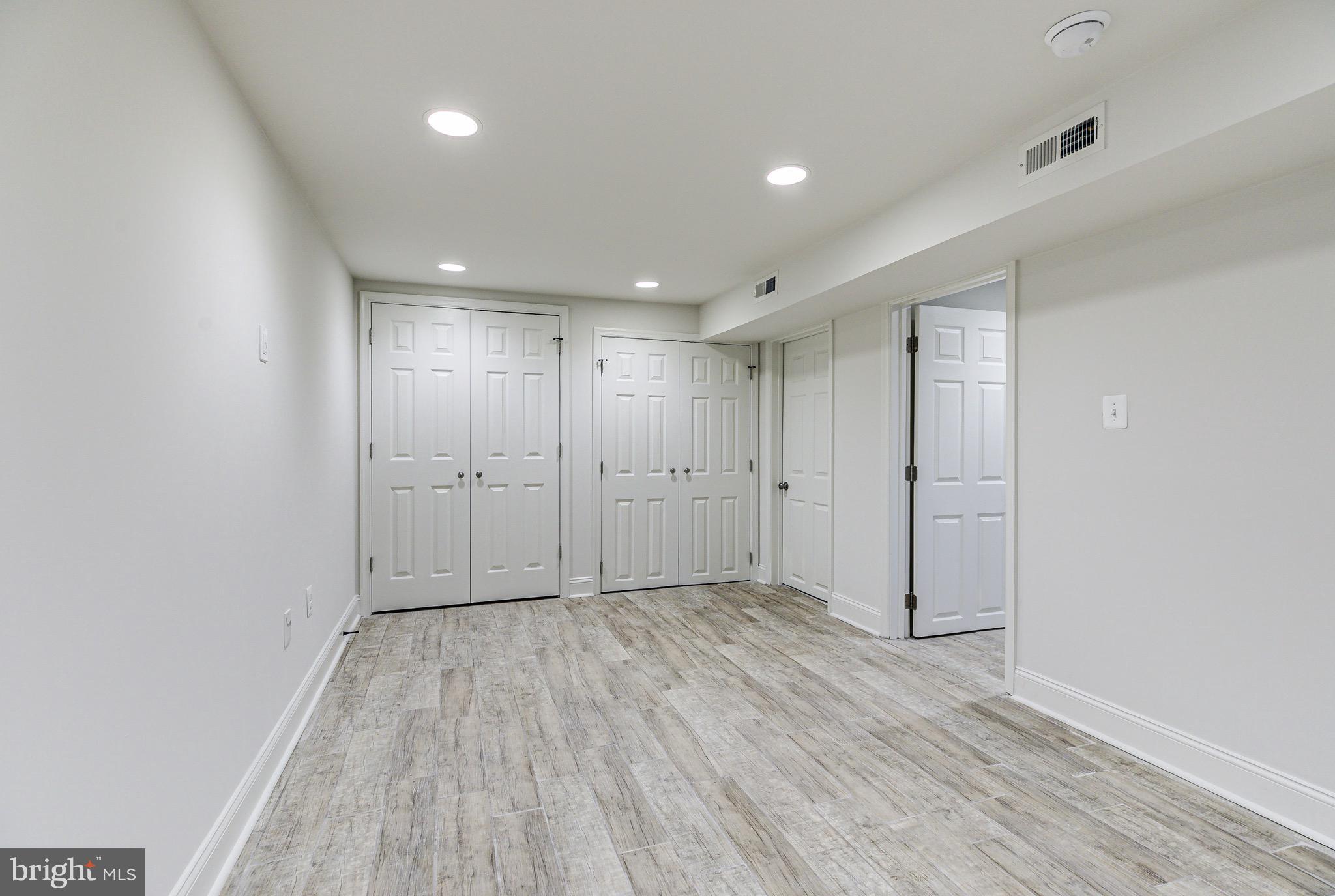 GARDENVILLE - Residential