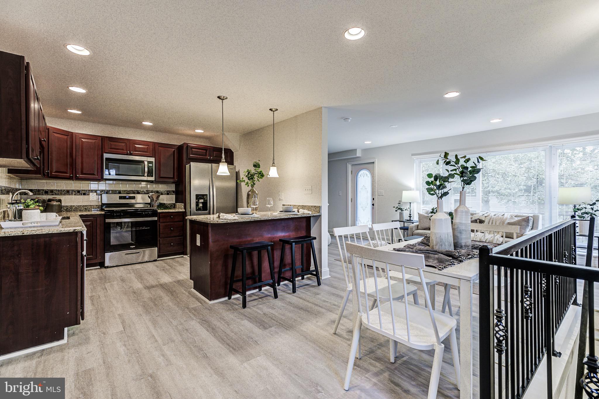 GARDENVILLE - Residential