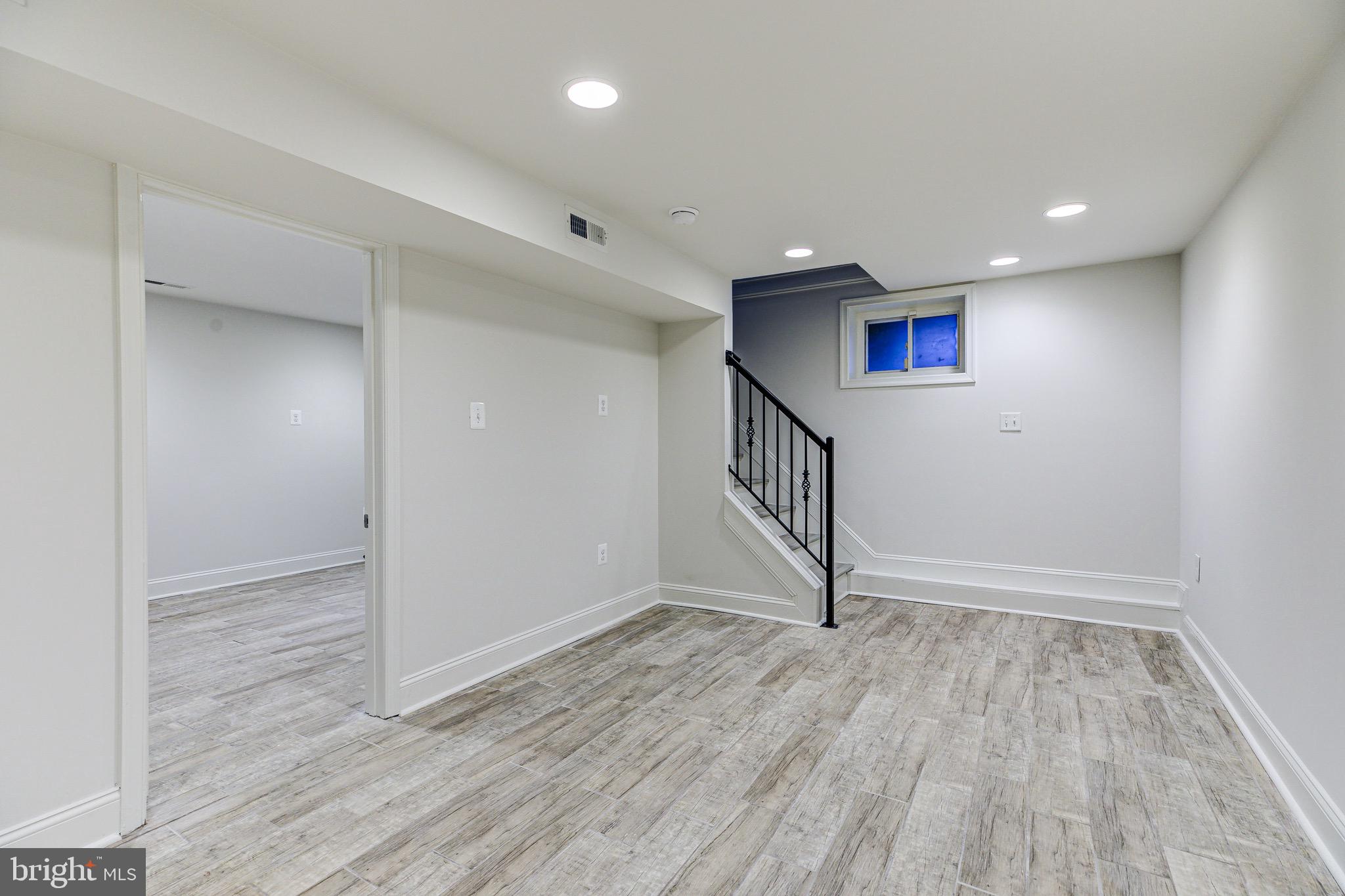 GARDENVILLE - Residential