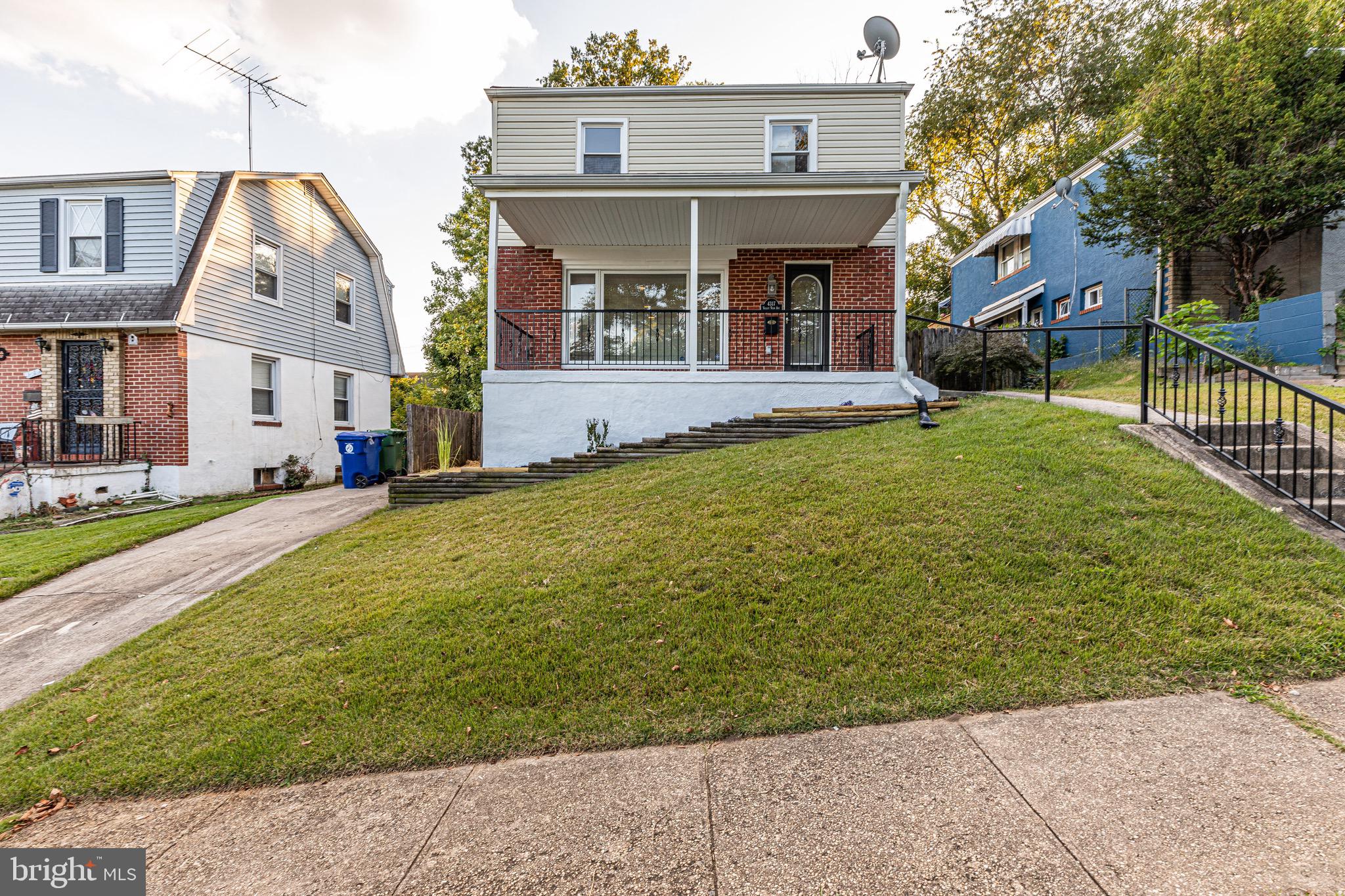 This stunning detached property boasts 3 bedrooms, 3 bathrooms, and a wealth of modern features that are sure to impress. Nestled in a quiet neighborhood, this home is perfect for families and those who appreciate open spaces and contemporary living.
Key Features:
Open Layout: As you step inside, you'll be greeted by an inviting open layout that seamlessly connects the living, dining, and kitchen areas. Perfect for entertaining guests and creating cherished family moments.
Brand New Flooring: The entire main level boasts brand new flooring, adding a touch of luxury and comfort to the space.
Finished Basement: The basement is fully finished and offers versatile space that can be transformed to suit your needs – a home office, gym, or a playroom for the kids.
High Ceilings: The living room features high ceilings, allowing for an abundance of natural light and creating an airy and spacious atmosphere.
Large Fenced-In Yard: Enjoy the outdoors in your generously-sized, fenced-in yard, providing a safe and private space for pets and children to play.
Large Deck: Step outside to your large deck off the back of the home. It's the perfect spot for outdoor dining, grilling, or simply unwinding with a cup of coffee.
Additional Information:
Bedrooms: 3
Bathrooms: 3
Taxable Sqft: Note that the taxable square footage does not accurately represent the true size of this home – it's larger than it appears!
This home is not only beautifully updated but also conveniently located near schools, parks, shopping centers, and major transportation routes. Don't miss this opportunity to make this delightful property your forever home.
Contact us today to schedule a viewing and experience the charm and comfort of this wonderful residence for yourself. It won't be on the market for long!