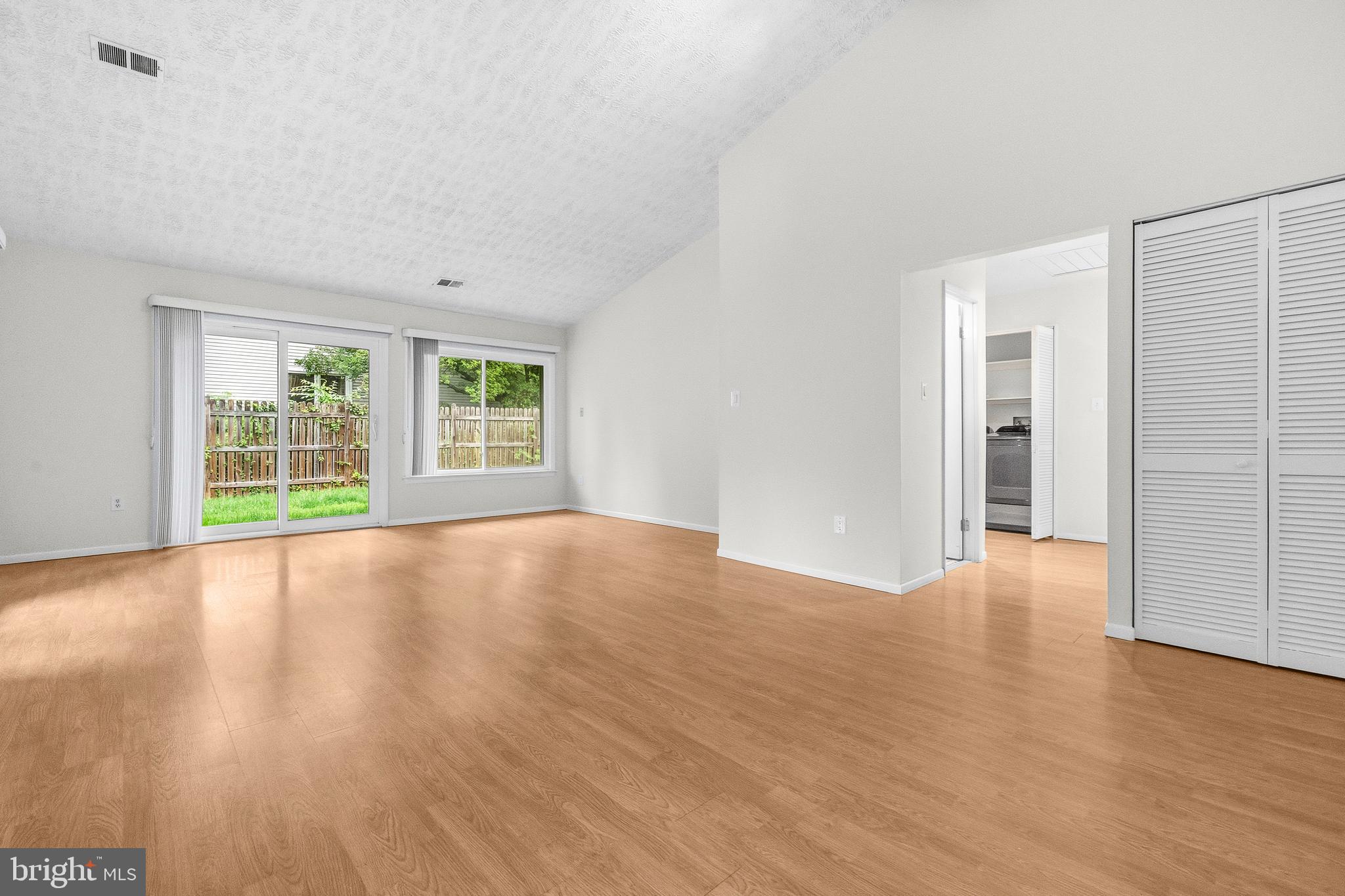 BONNIE BRAE - Residential