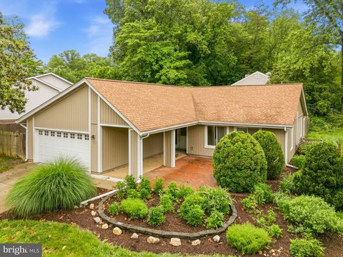 Homes For Sale - 10410 Nellie White Lane<br/> FAIRFAX, VA 22032