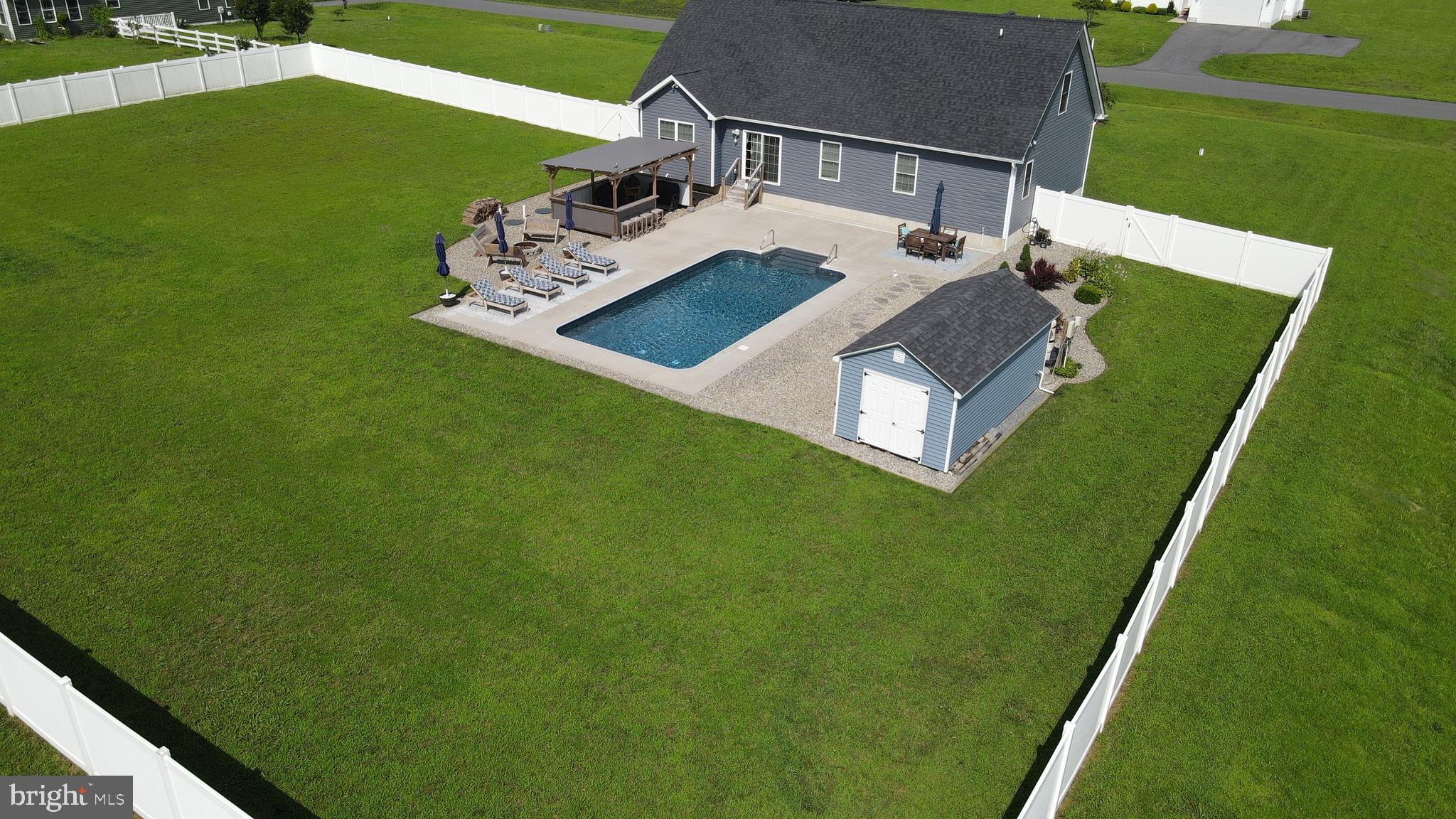 11575 MAPLEWOOD DRIVE