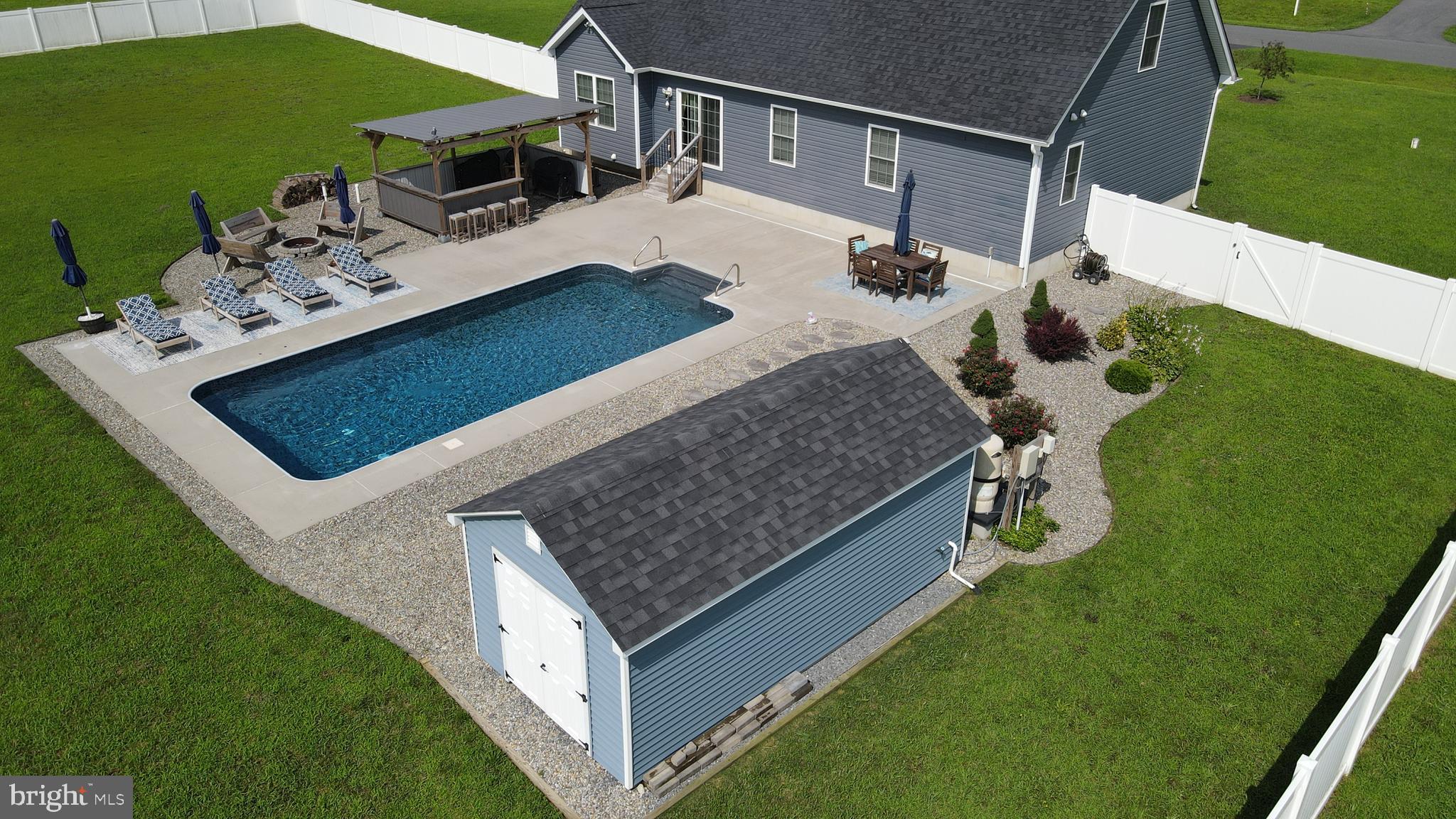 11575 MAPLEWOOD DRIVE