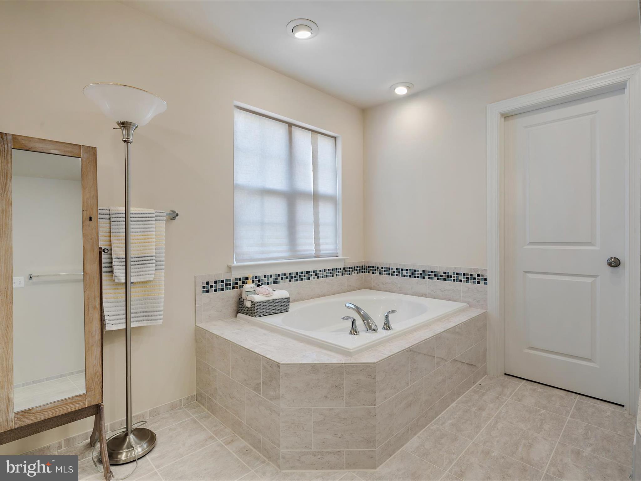 CANTER CREEK - Residential