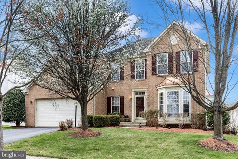 Photo of 9 Fiona Way, BRUNSWICK, MD 21758 (MLS # MDFR2079620)