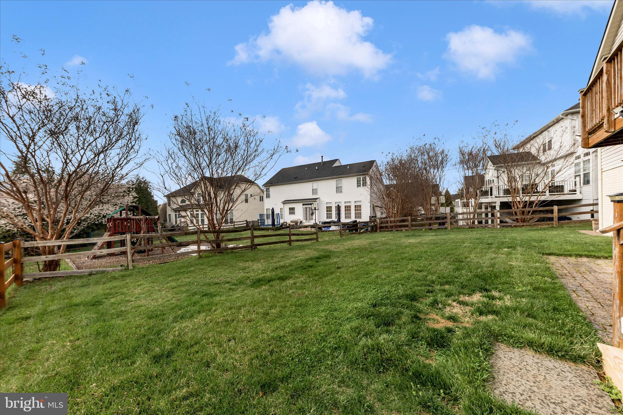 GALYN MANOR - Residential