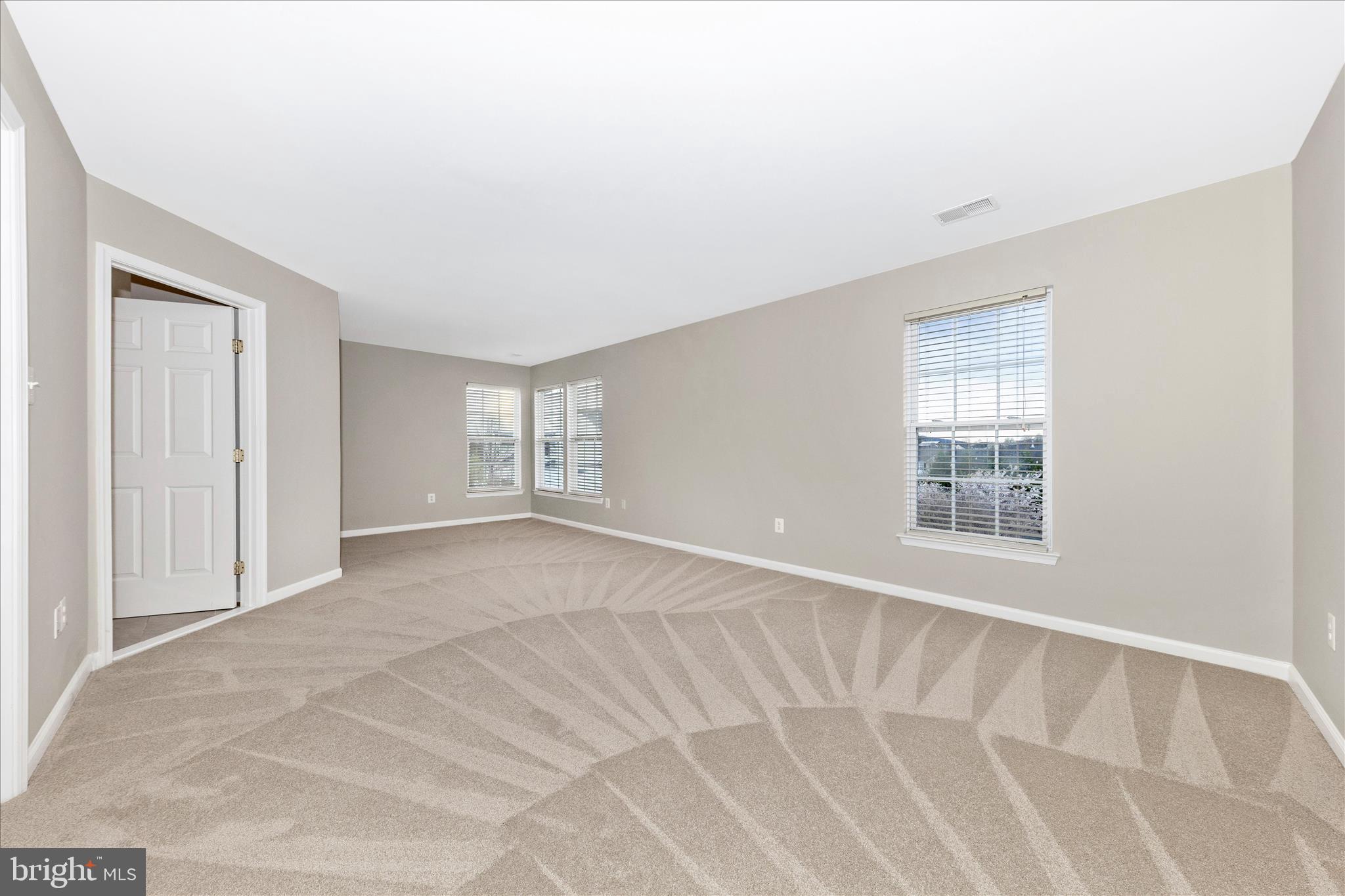 GALYN MANOR - Residential