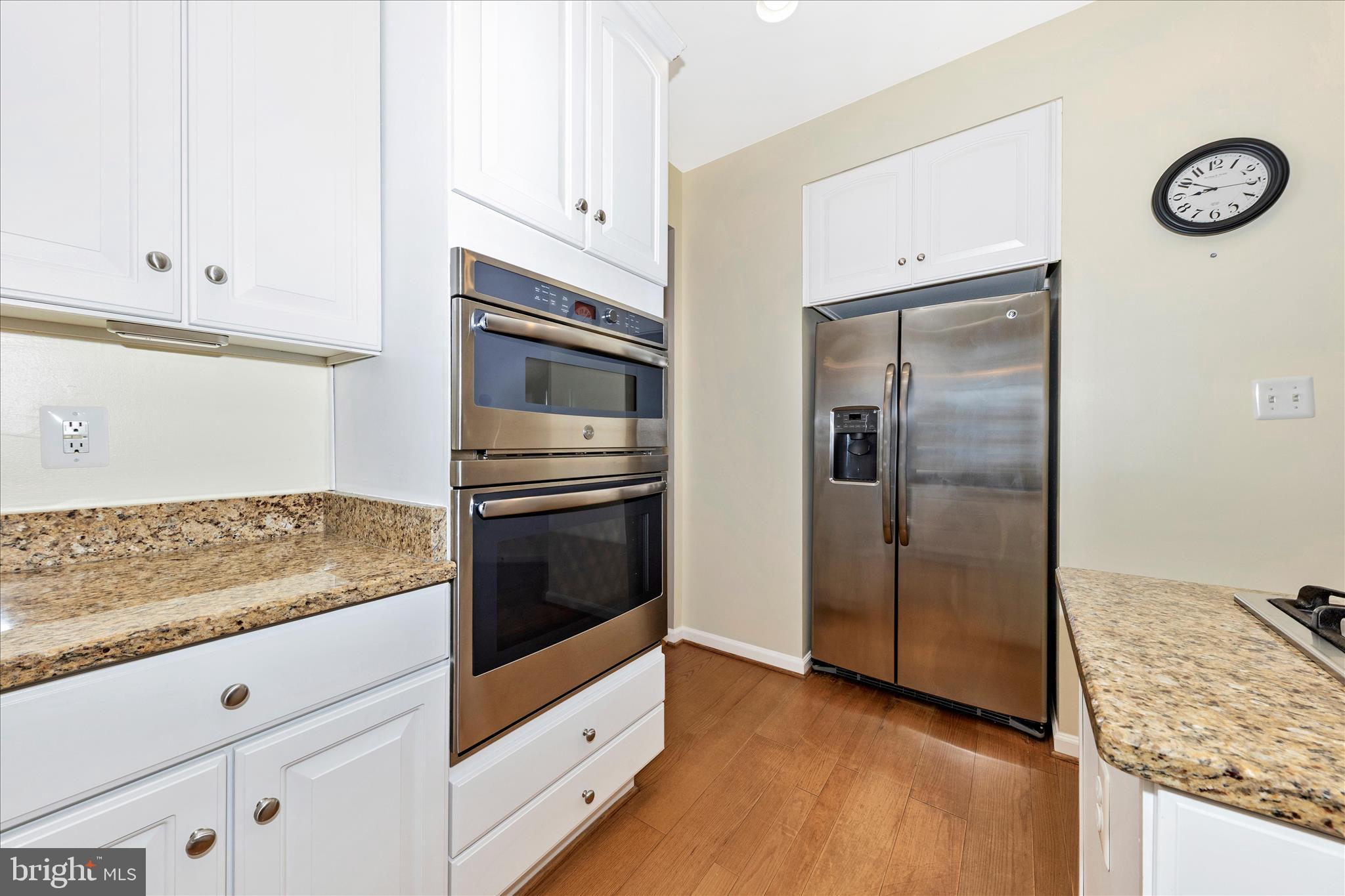 GALYN MANOR - Residential