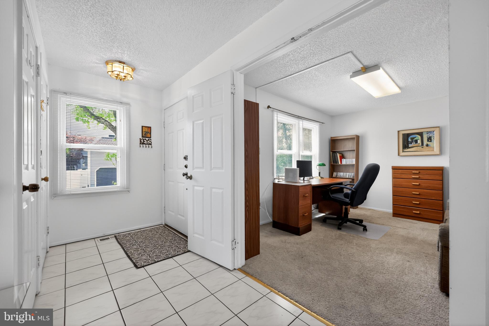 633 SOCIETY HILL