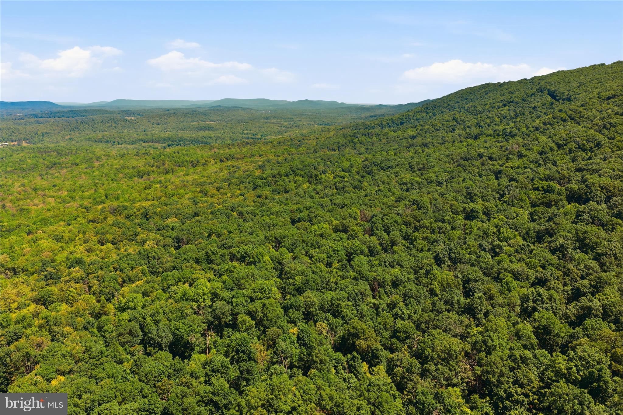 TUSCARORA PIKE - Land