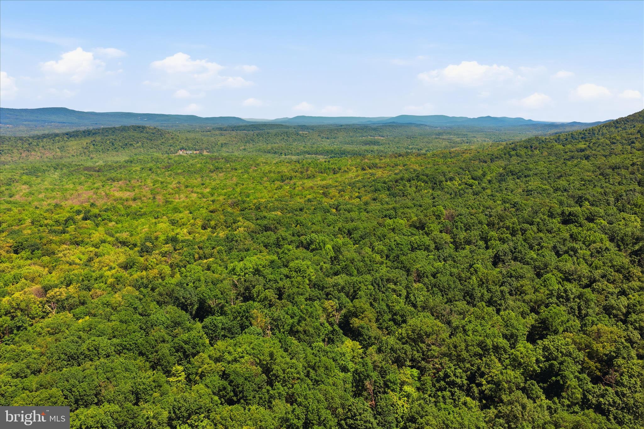 TUSCARORA PIKE - Land
