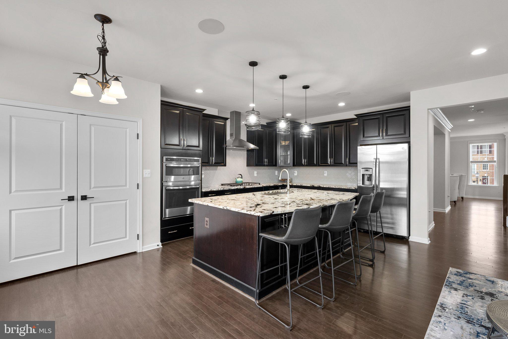 MARLBORO RIDGE - Residential