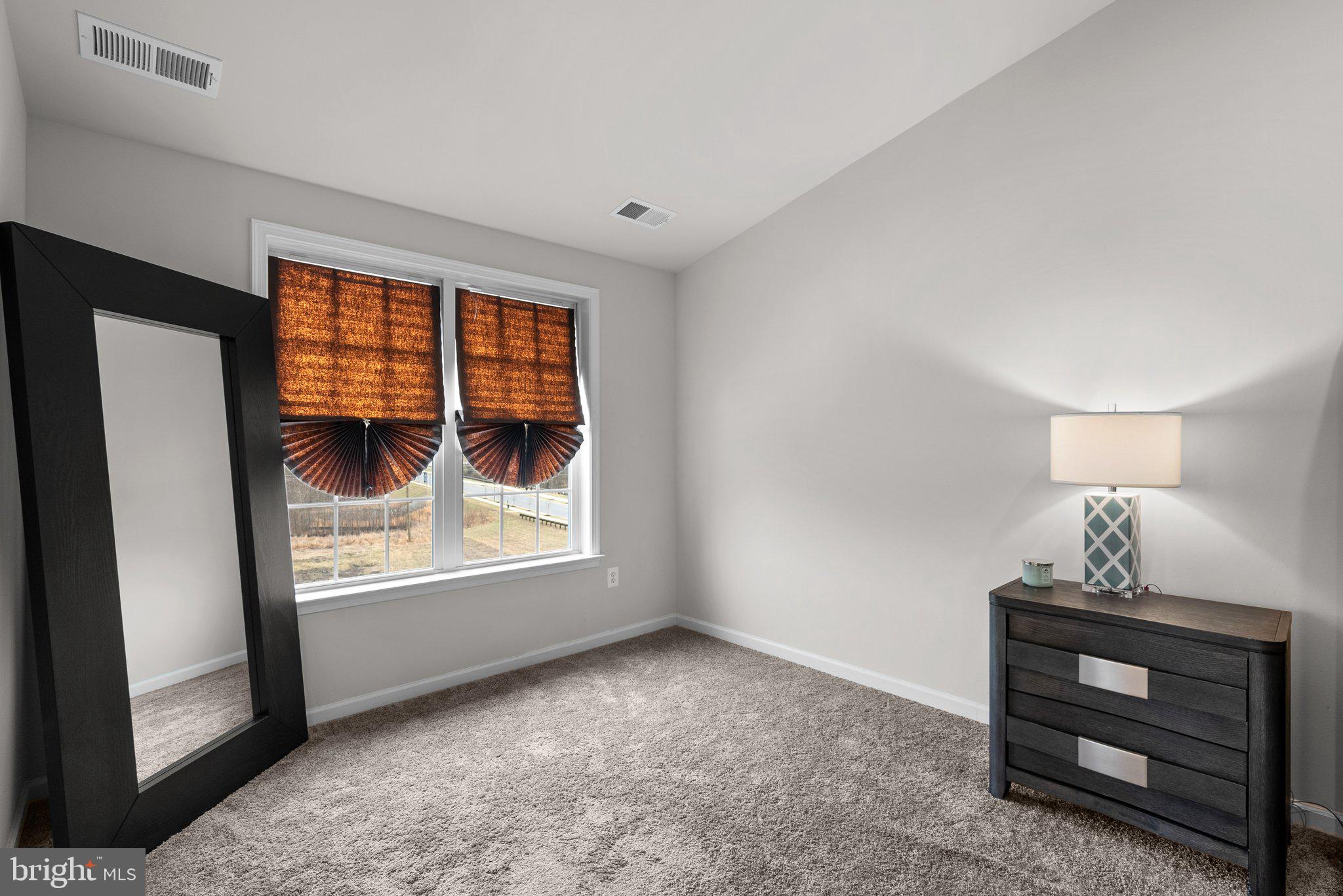 MARLBORO RIDGE - Residential