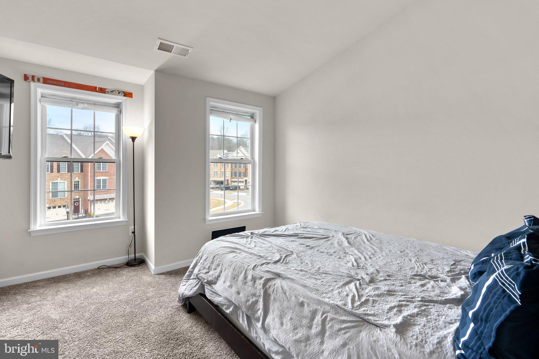 MARLBORO RIDGE - Residential