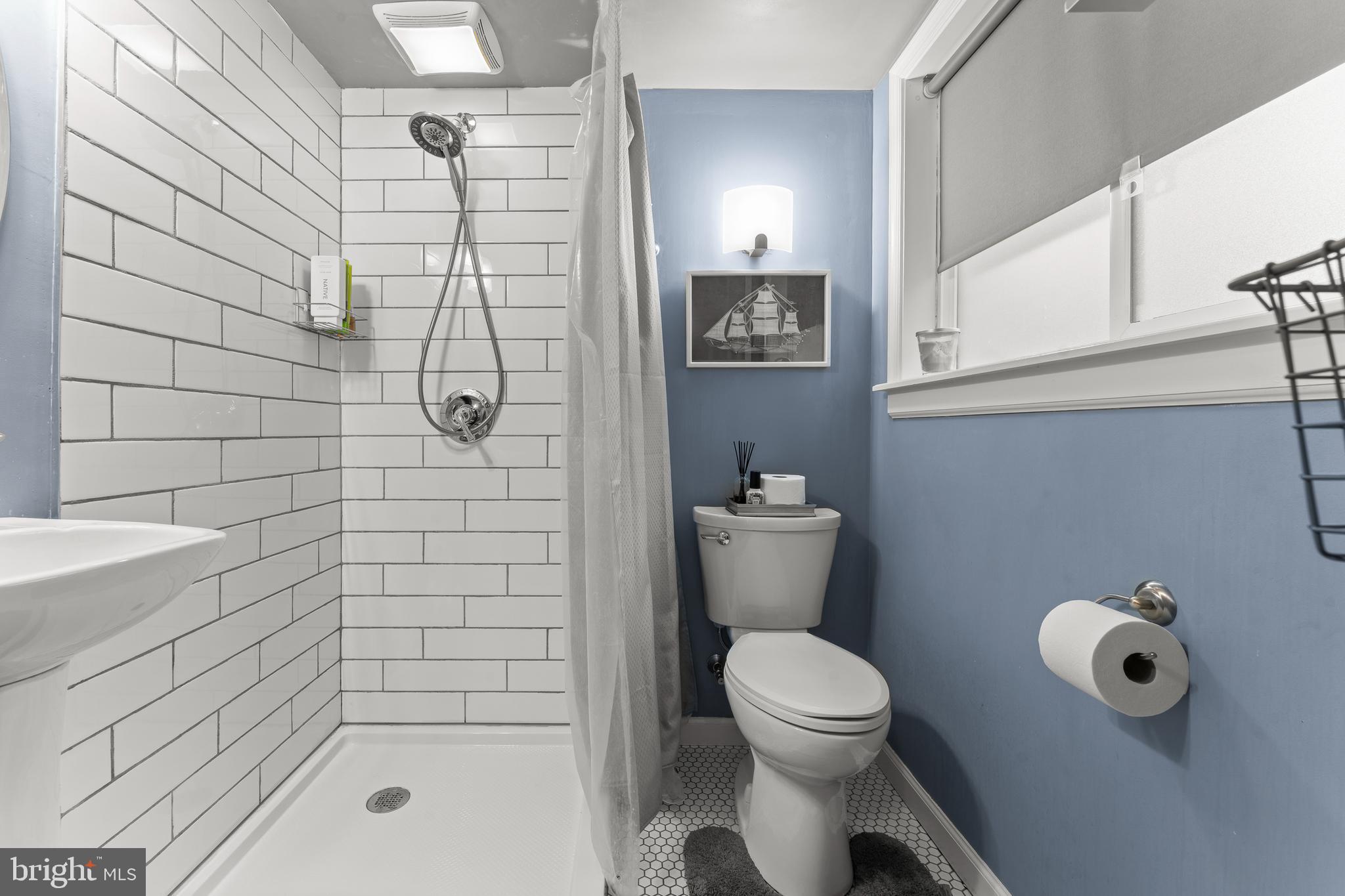 FAIRMOUNT - Residential