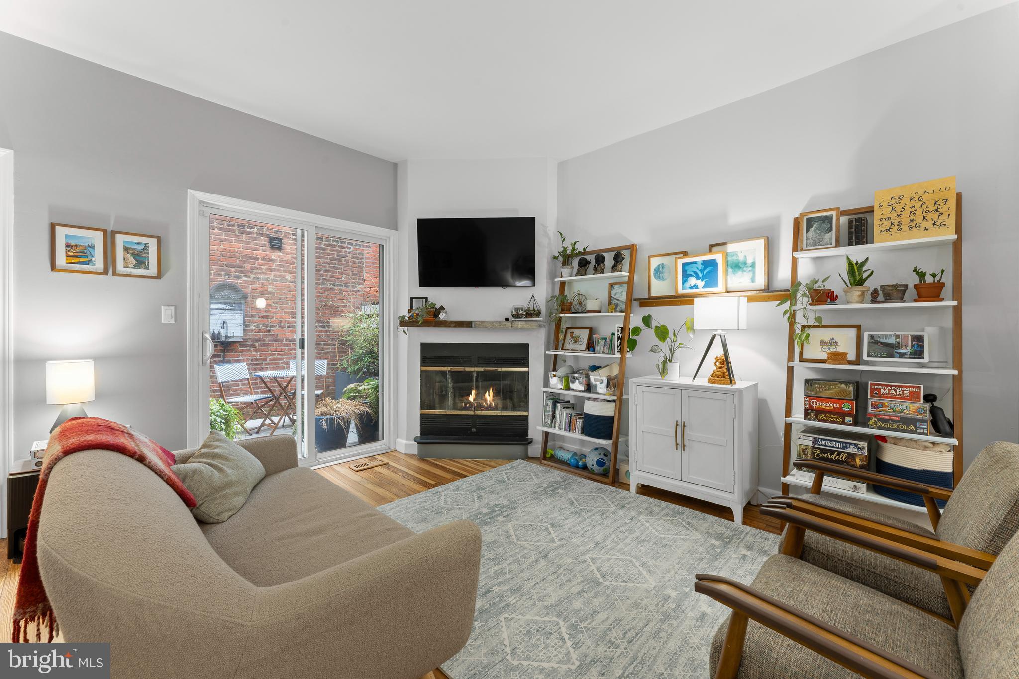 FAIRMOUNT - Residential