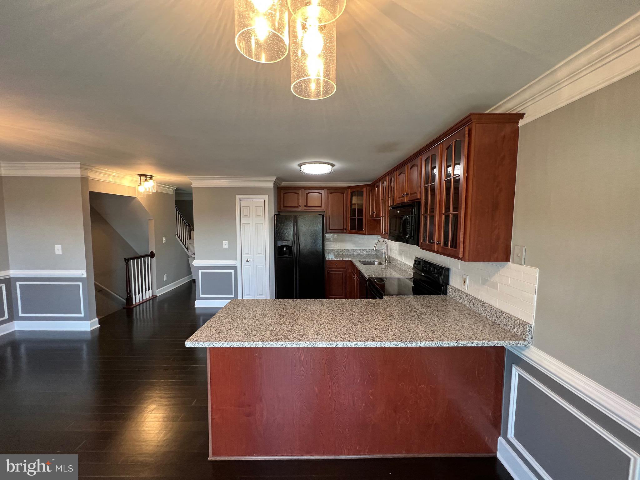 HIGHPOINTE - Residential