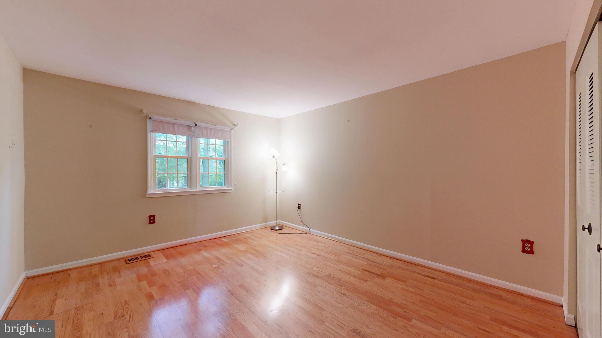 TOWNES OF MOOREFIELD - Residential