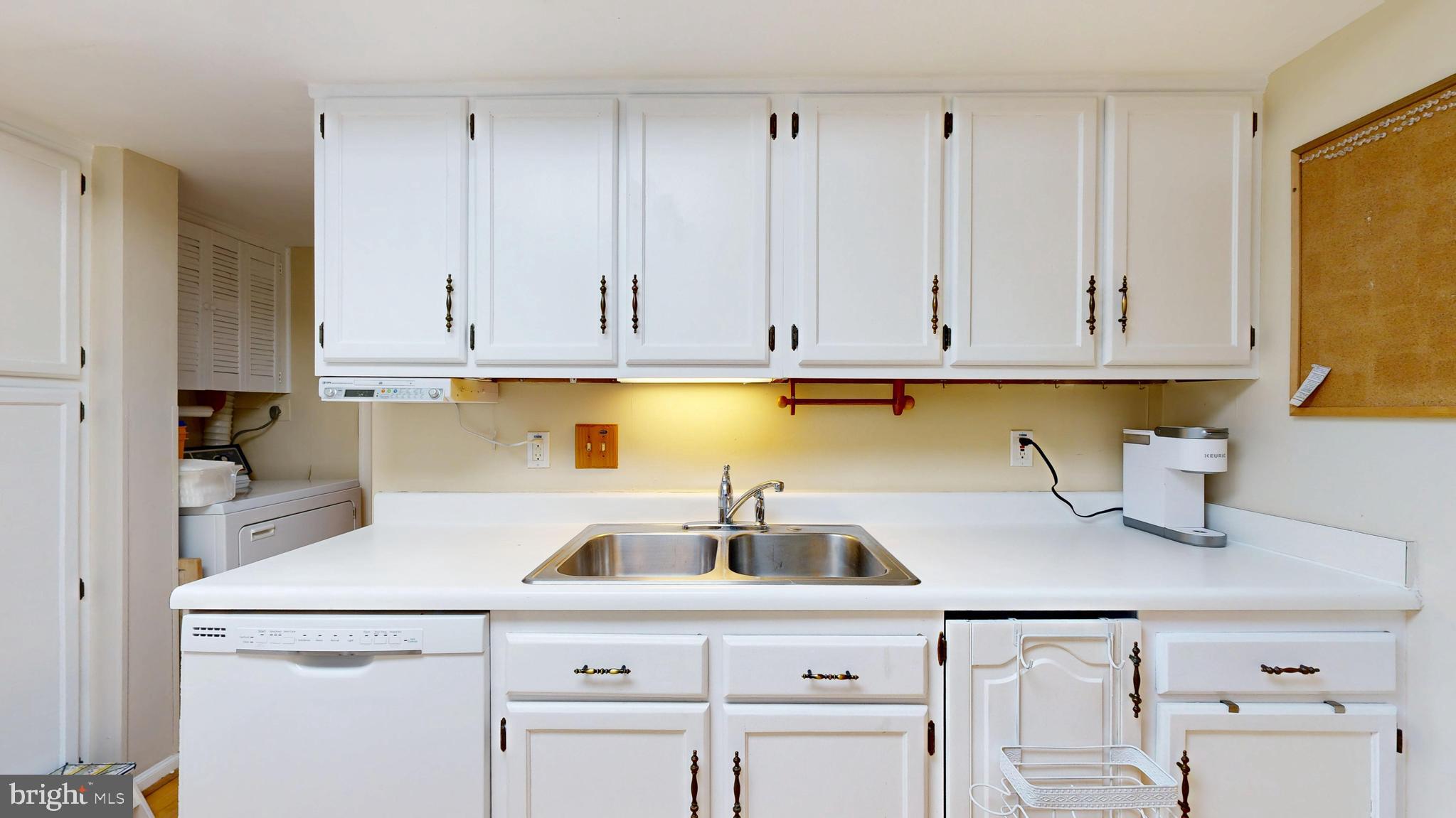 TOWNES OF MOOREFIELD - Residential