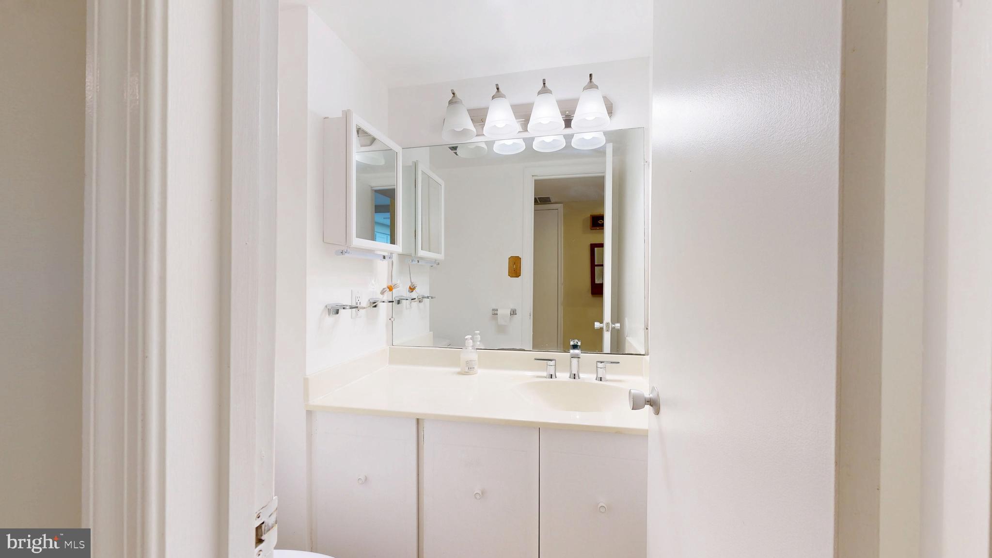 TOWNES OF MOOREFIELD - Residential