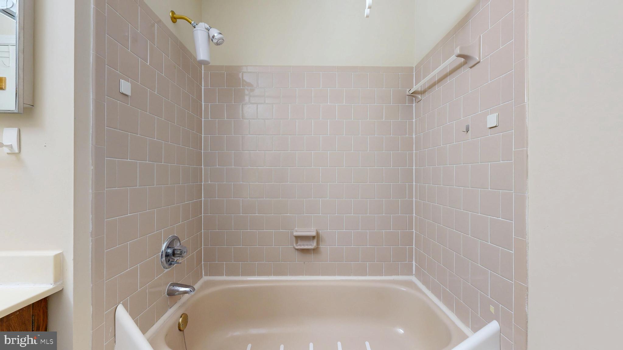 TOWNES OF MOOREFIELD - Residential