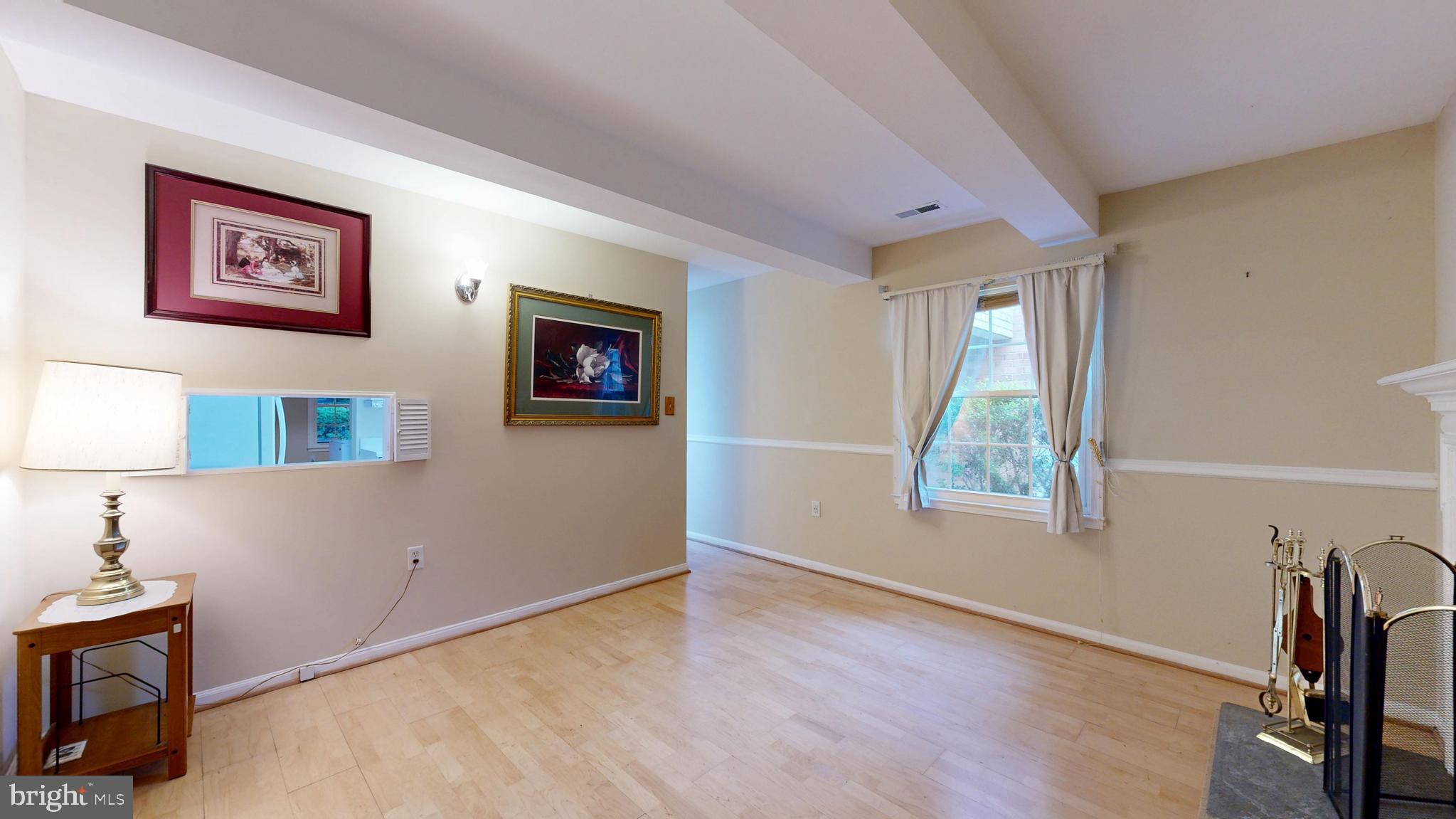 TOWNES OF MOOREFIELD - Residential