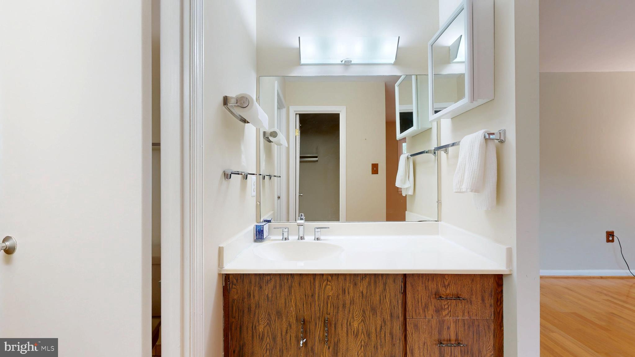 TOWNES OF MOOREFIELD - Residential