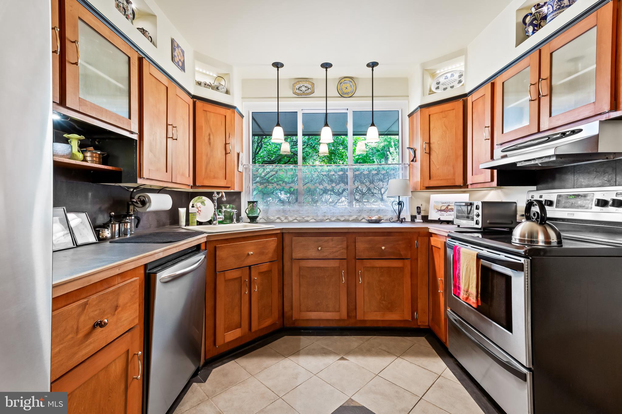 LAKEHURST - Residential