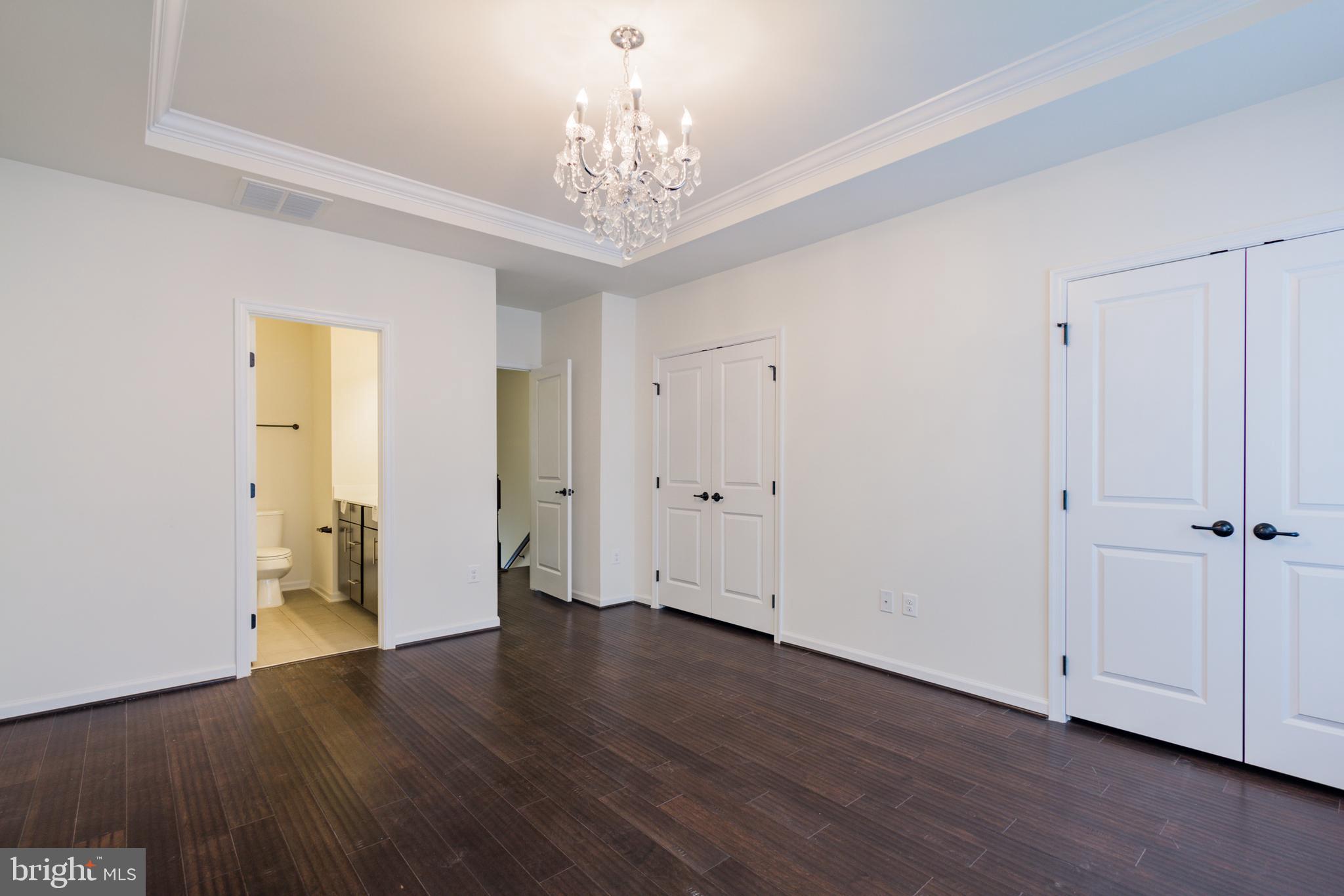 PARKSIDE - Residential