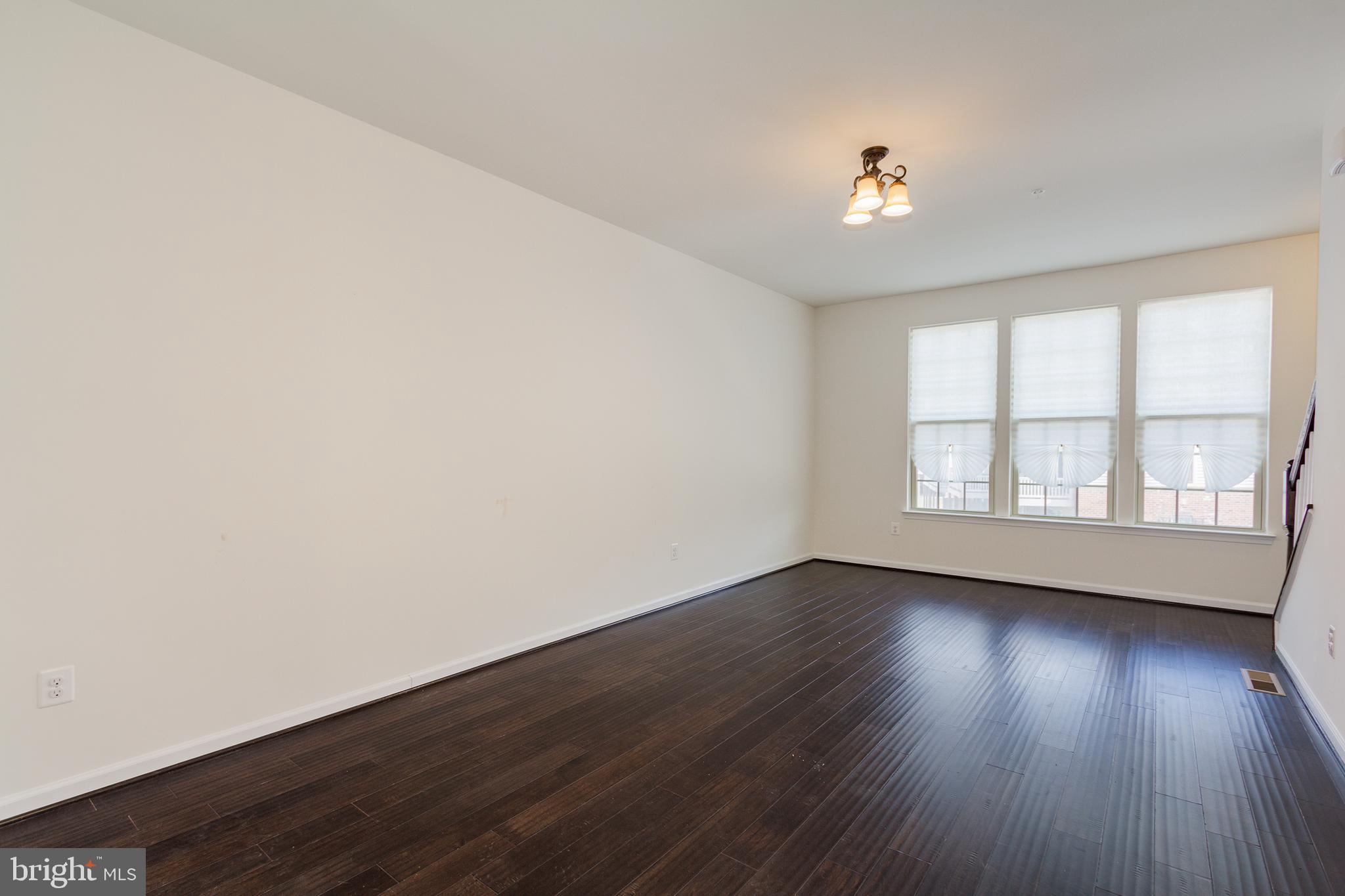 PARKSIDE - Residential