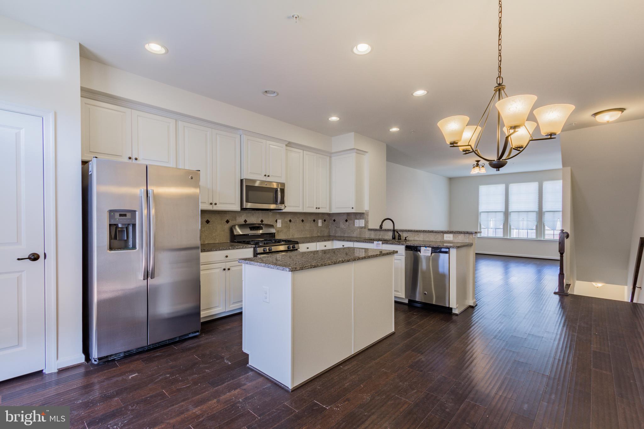 PARKSIDE - Residential