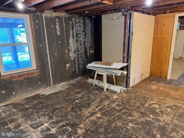 TWINBROOK FOREST - Residential