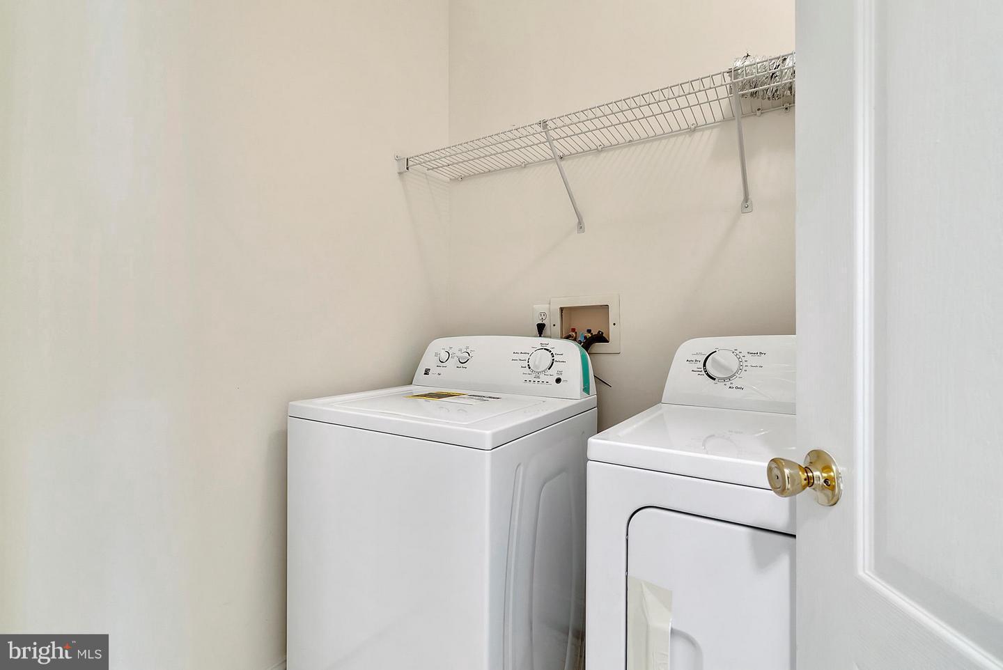 JEFFERSON PARK - Residential Lease