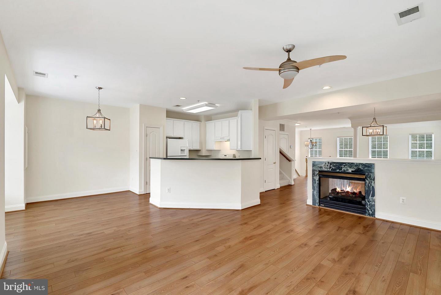 JEFFERSON PARK - Residential Lease