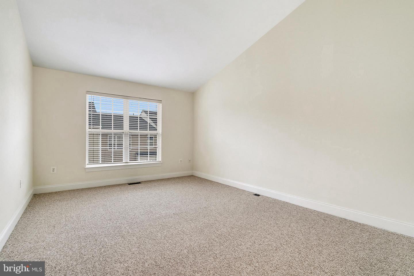 JEFFERSON PARK - Residential Lease