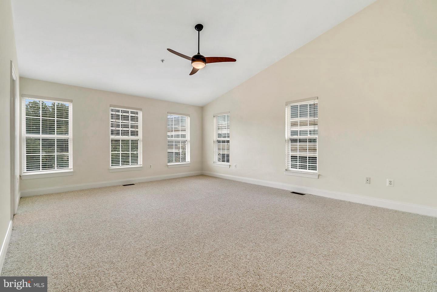 JEFFERSON PARK - Residential Lease