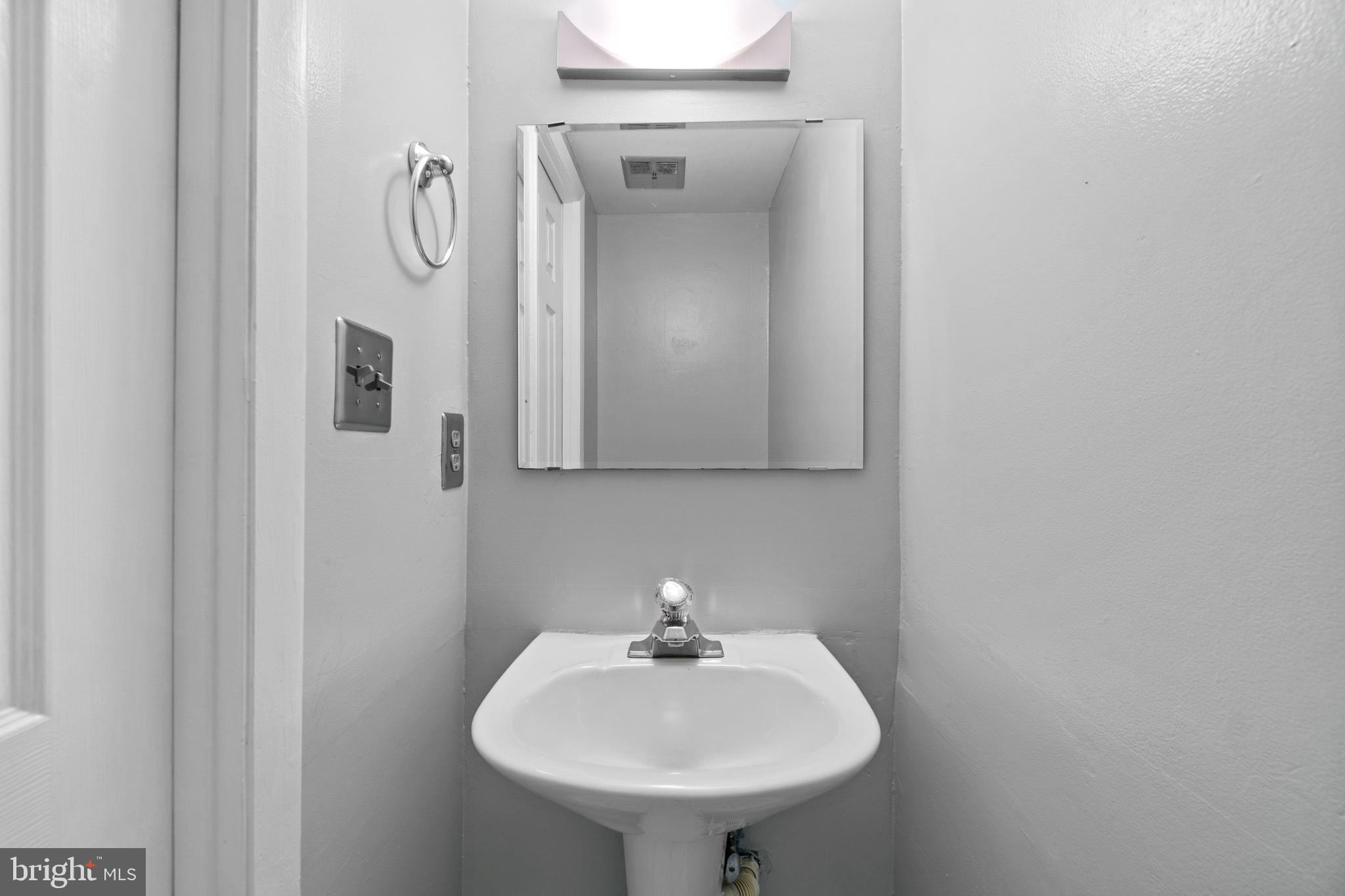 CROFTON SQUARE - Residential