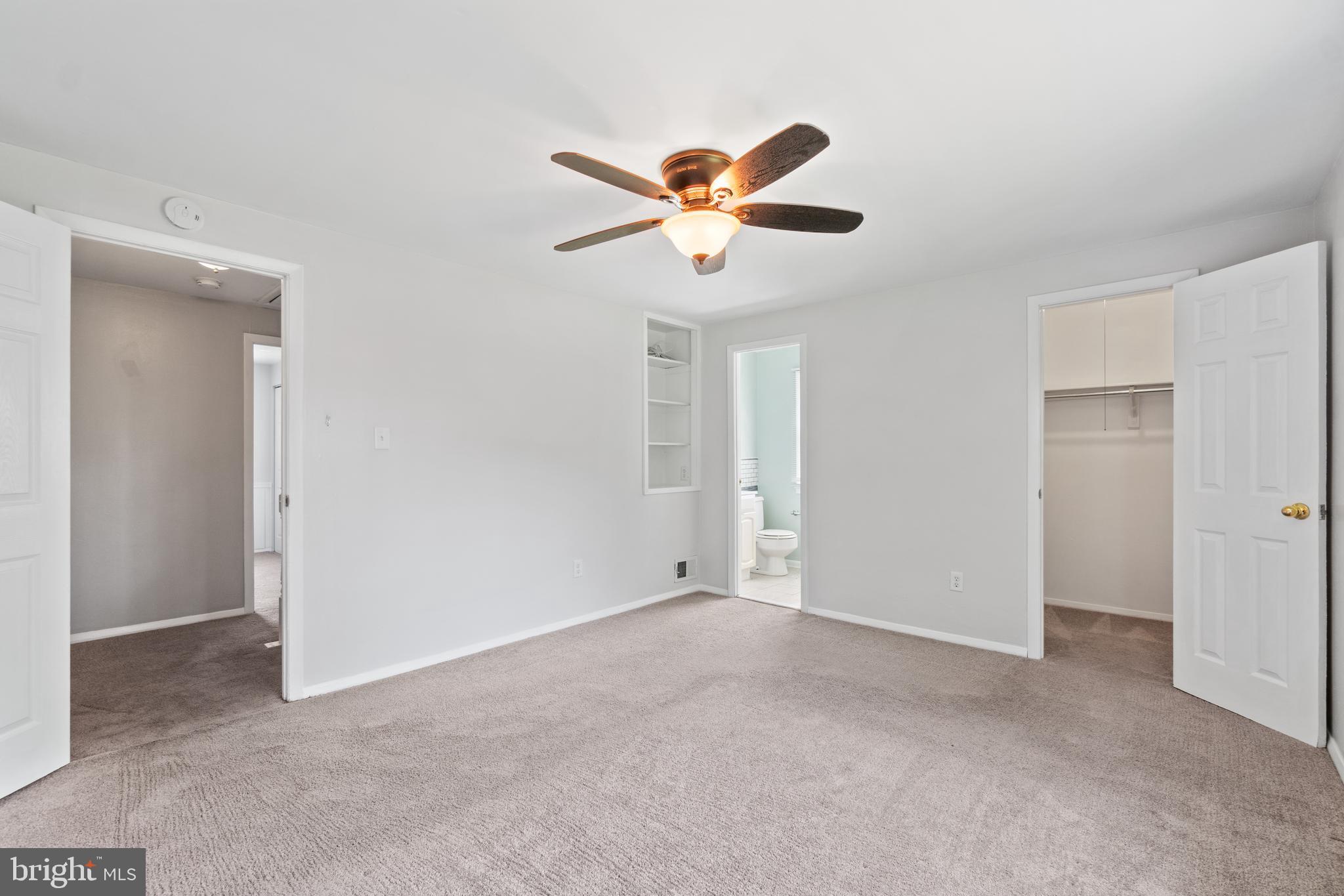 CROFTON SQUARE - Residential