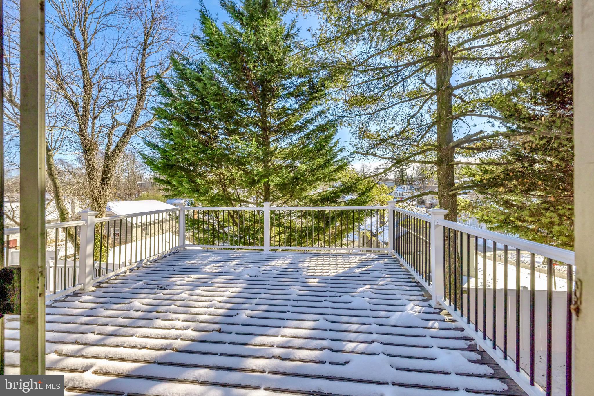 LANDSDOWNE - Residential