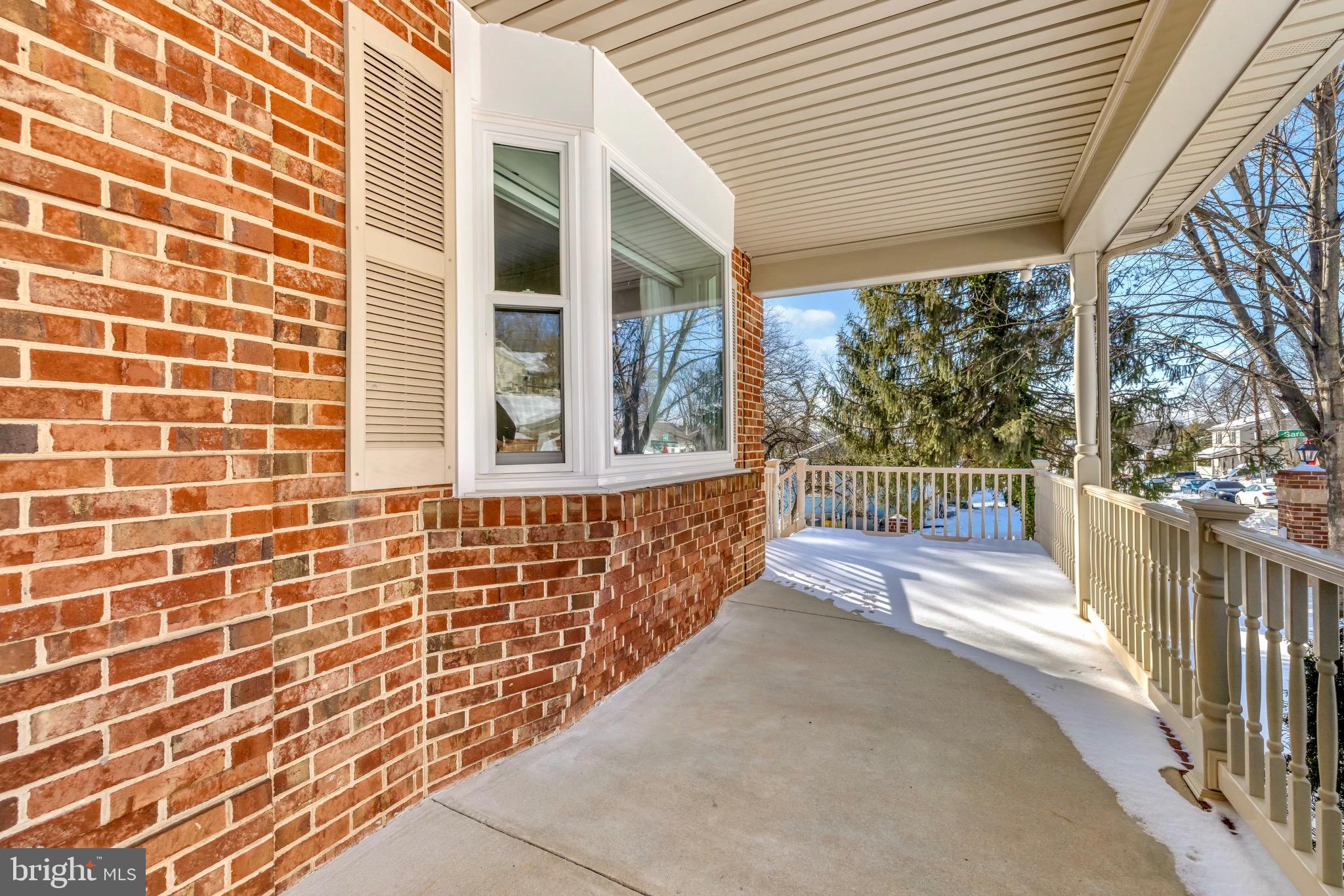 LANDSDOWNE - Residential