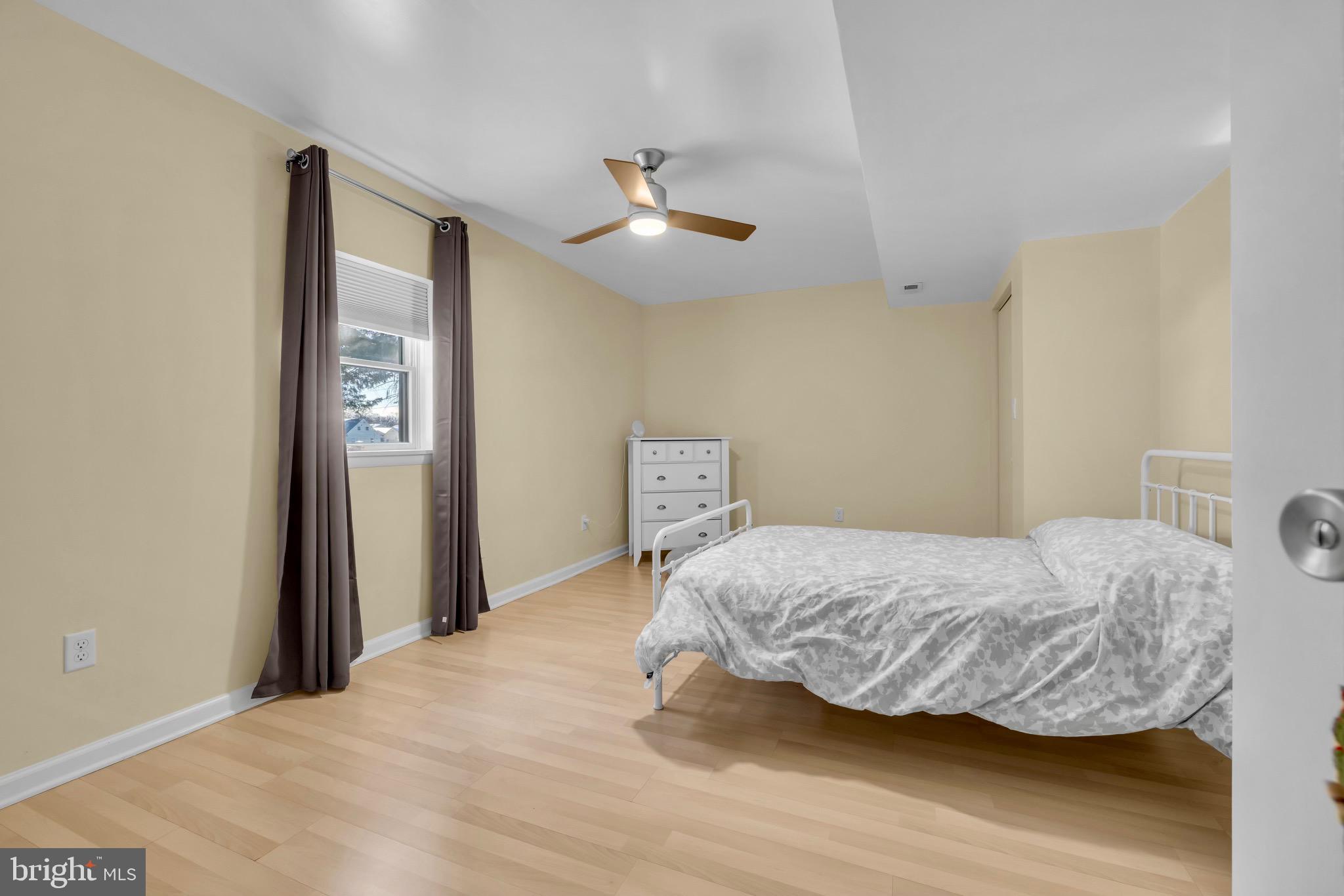 LANDSDOWNE - Residential