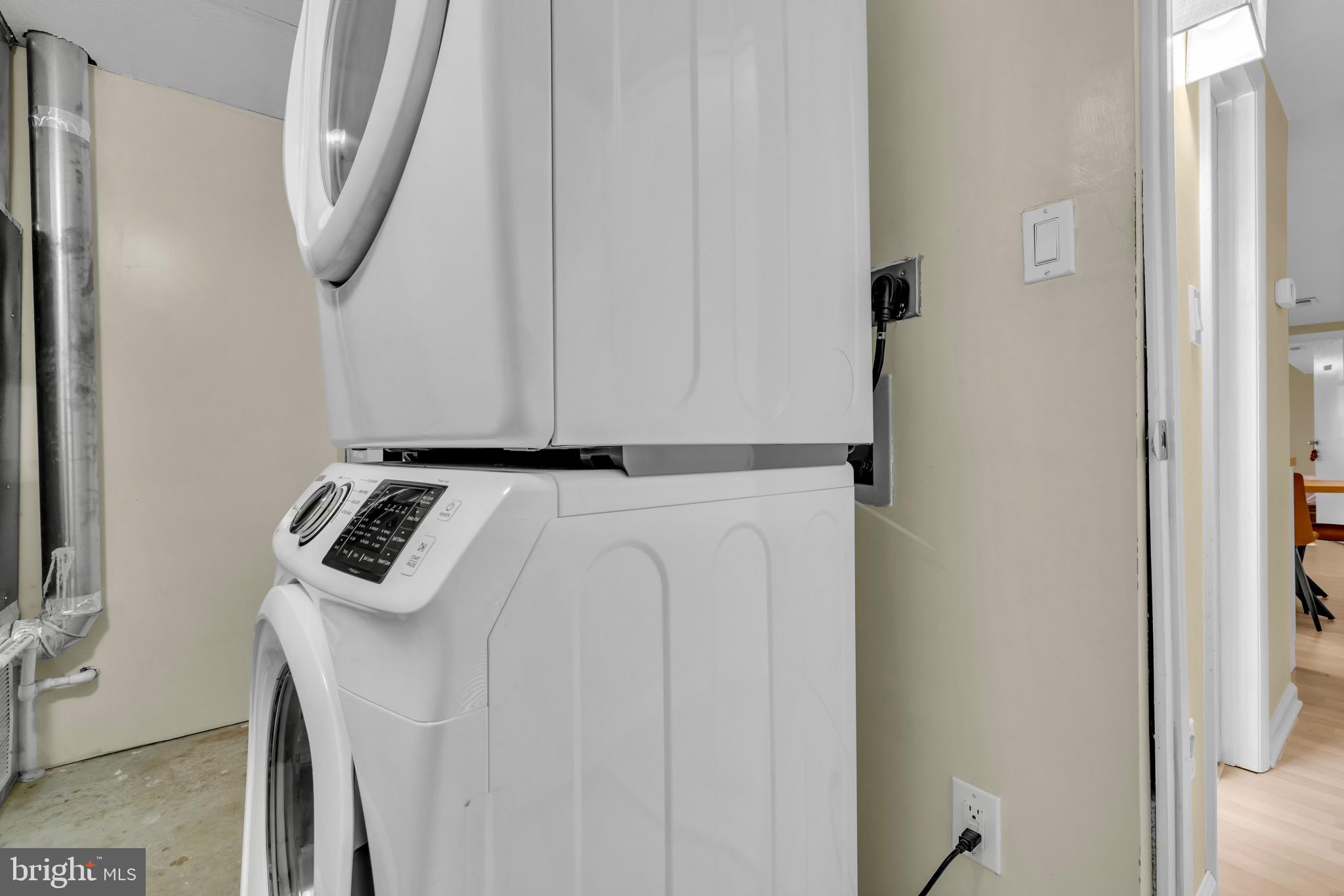 LANDSDOWNE - Residential