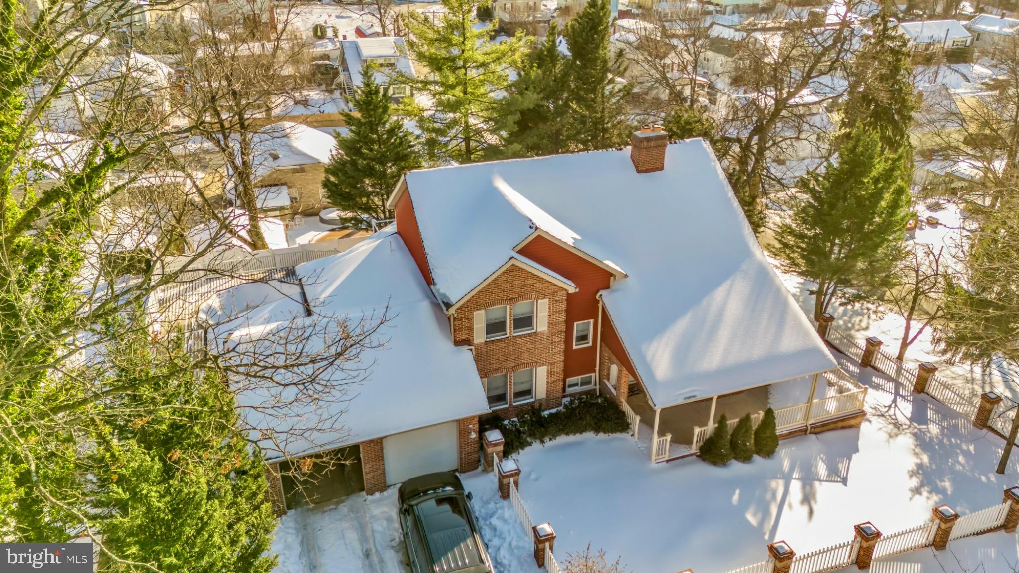 LANDSDOWNE - Residential