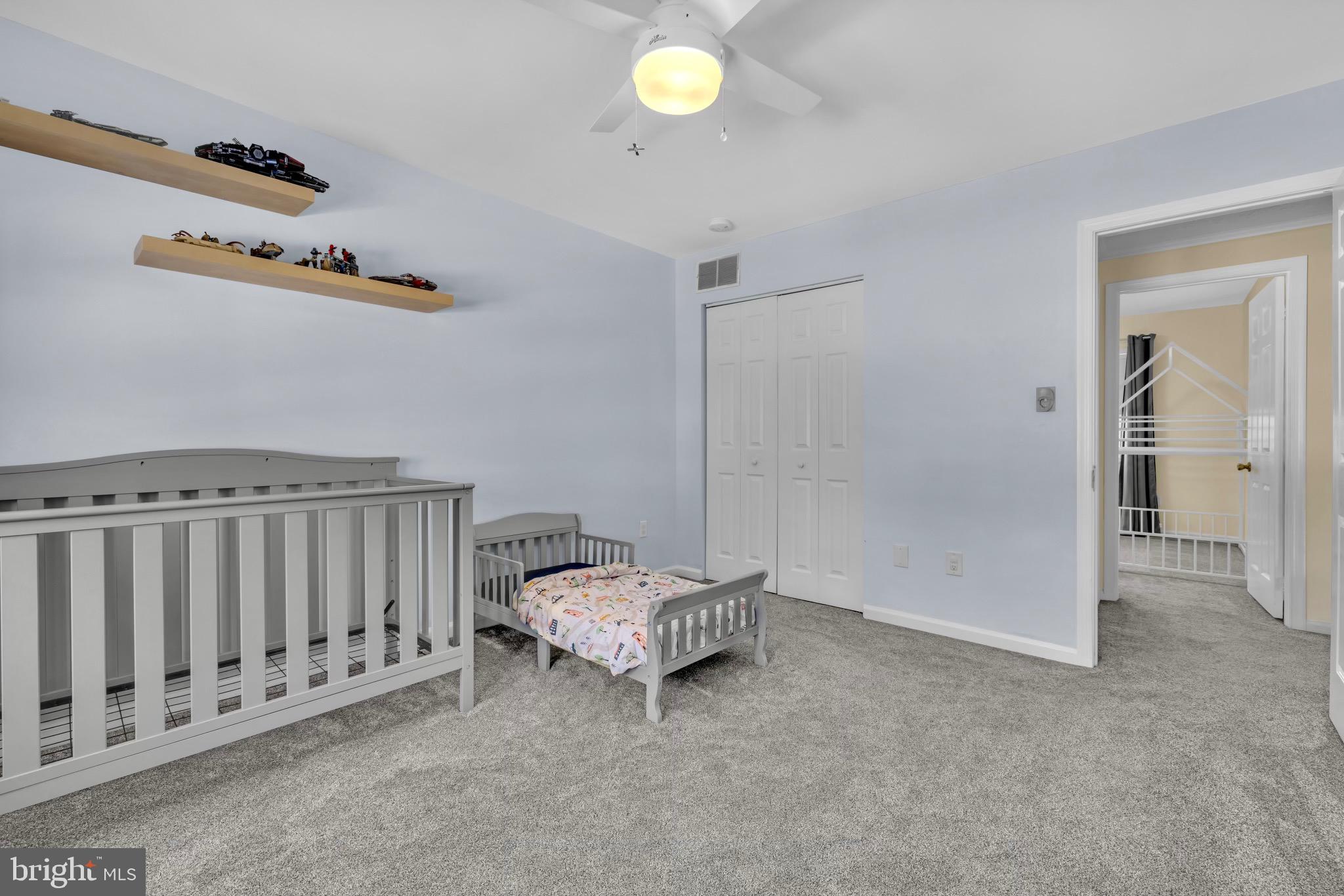 LANDSDOWNE - Residential