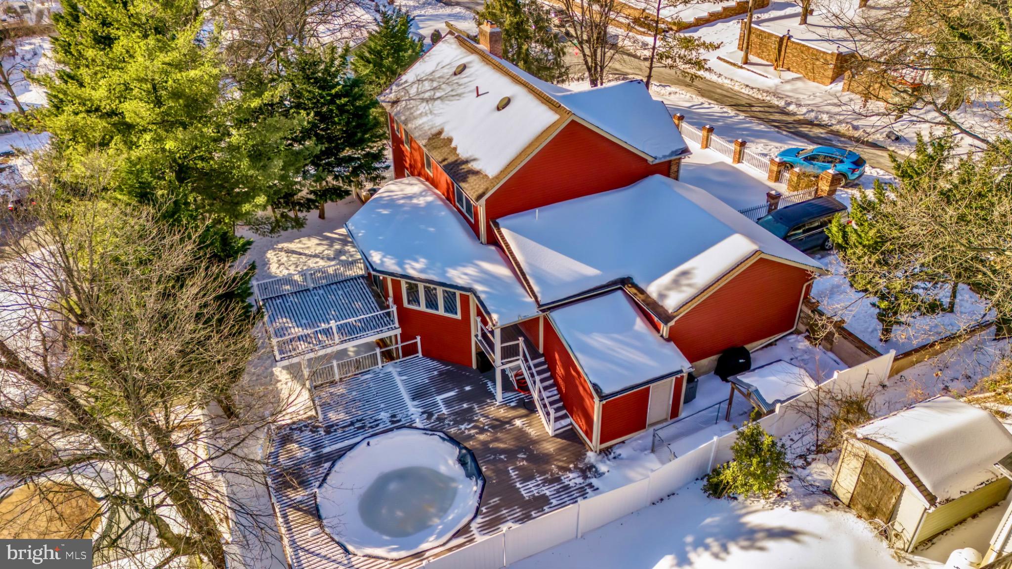 LANDSDOWNE - Residential